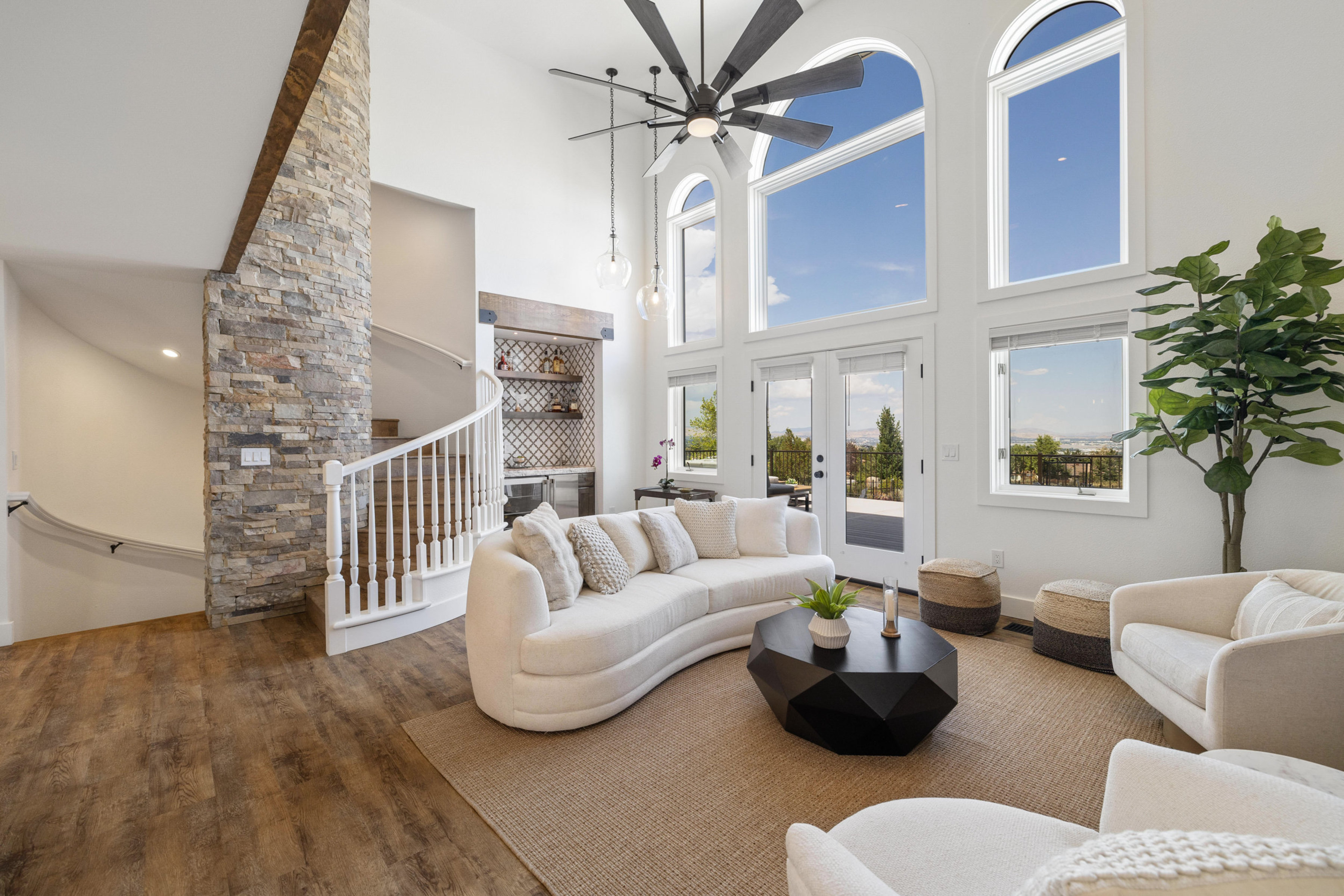  Expansive South West Luxury Ranch Style Estate with RV Garage & In-Law Quarters - 物件實景