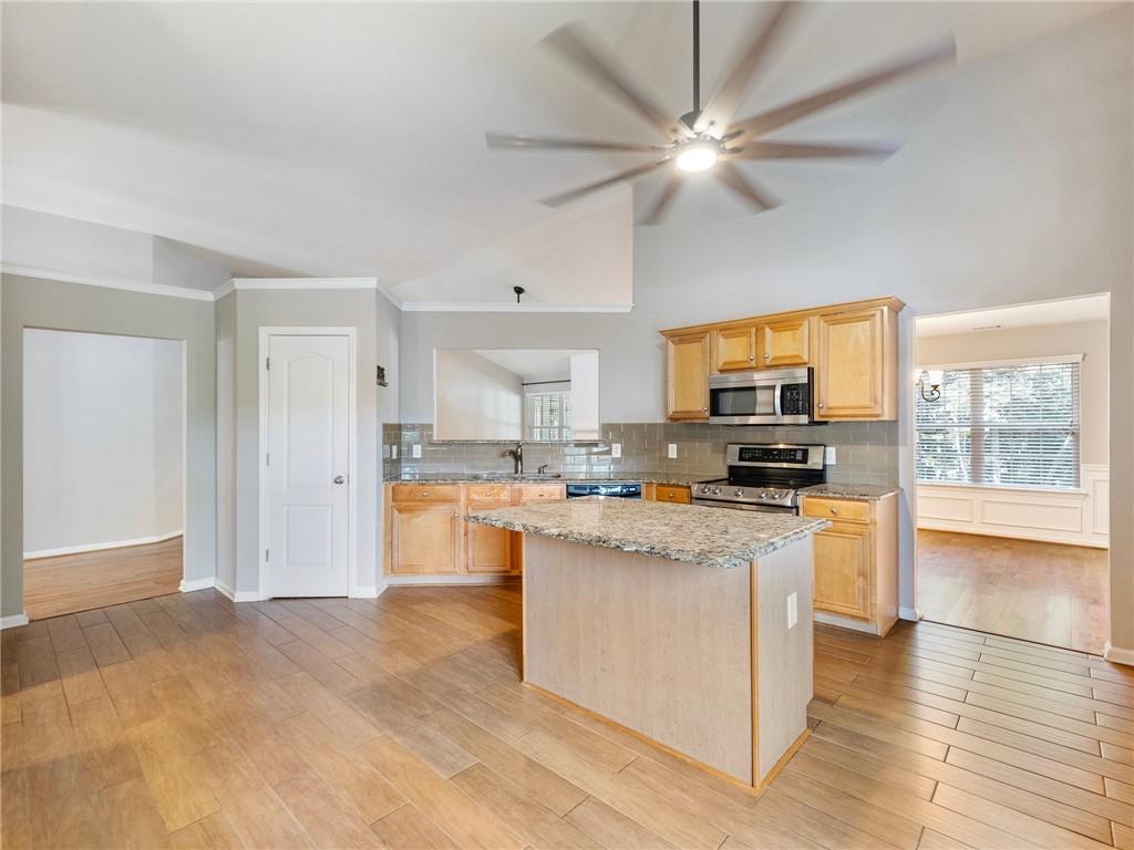 Flowery Branch, Georgia, 30542, United States, 4 Bedrooms Bedrooms, ,5 BathroomsBathrooms,Residential,For Sale,1840900