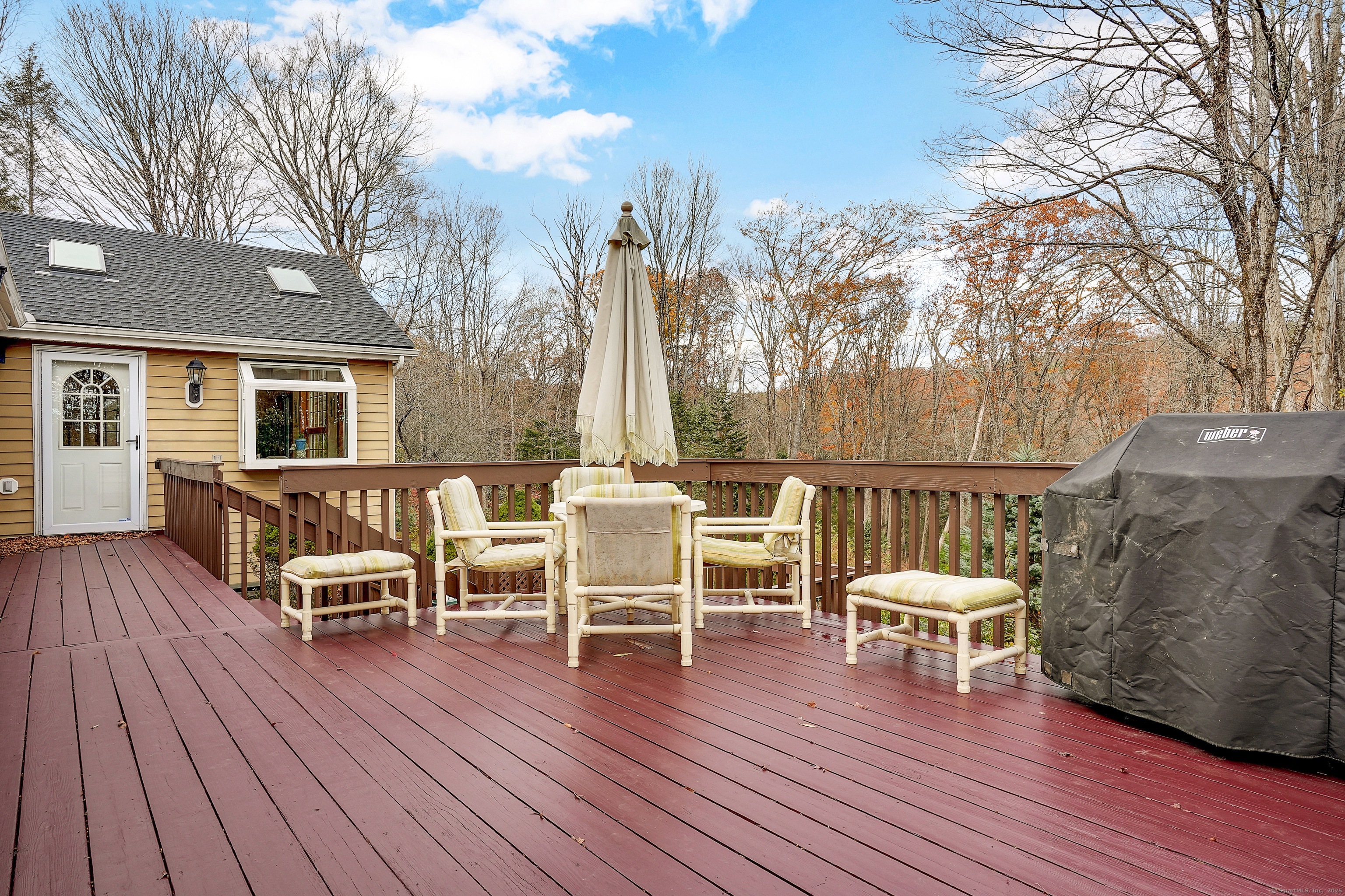 Canton, Connecticut, 06019, United States, 4 Bedrooms Bedrooms, ,3 BathroomsBathrooms,Residential,For Sale,1987943