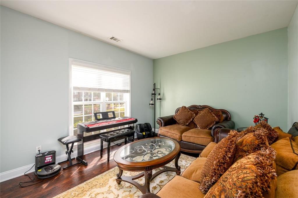 Lilburn, Georgia, 30047, United States, 5 Bedrooms Bedrooms, ,3 BathroomsBathrooms,Residential,For Sale,1882447