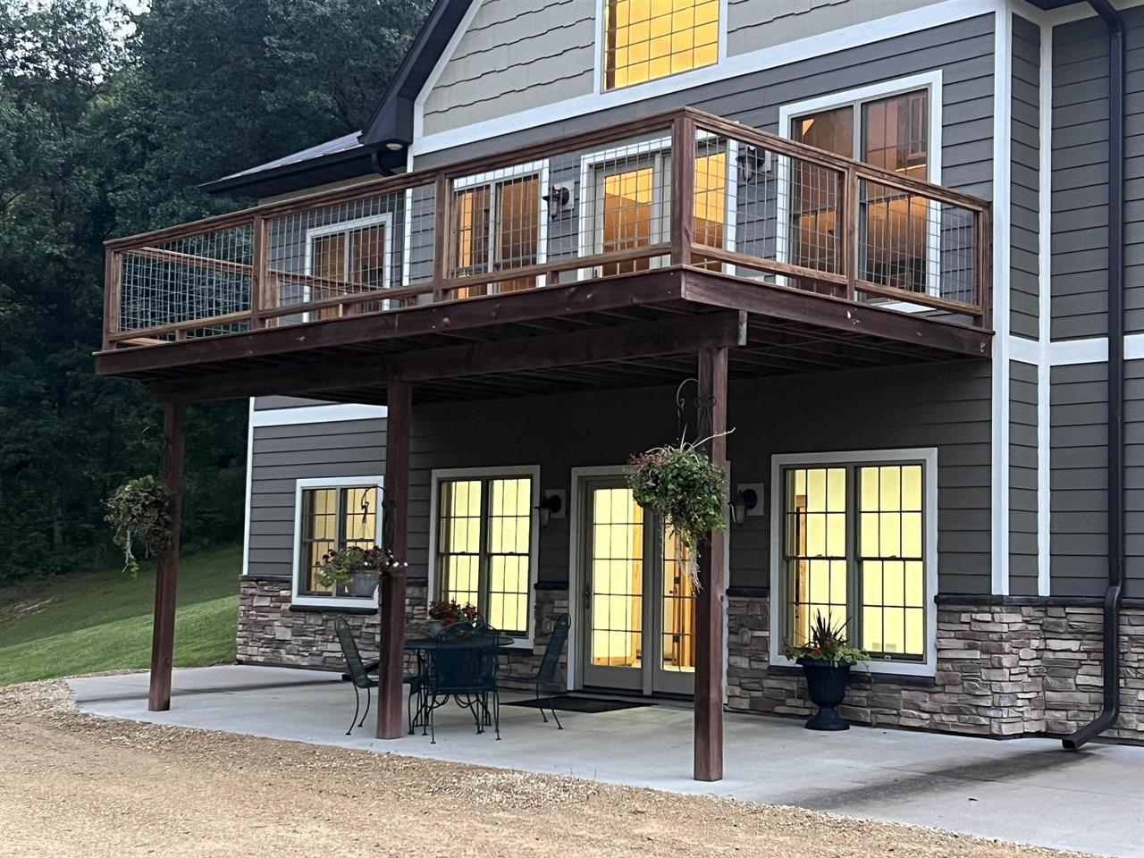 Westby, Wisconsin, 54667, United States, 3 Bedrooms Bedrooms, ,3 BathroomsBathrooms,Residential,For Sale,1977148