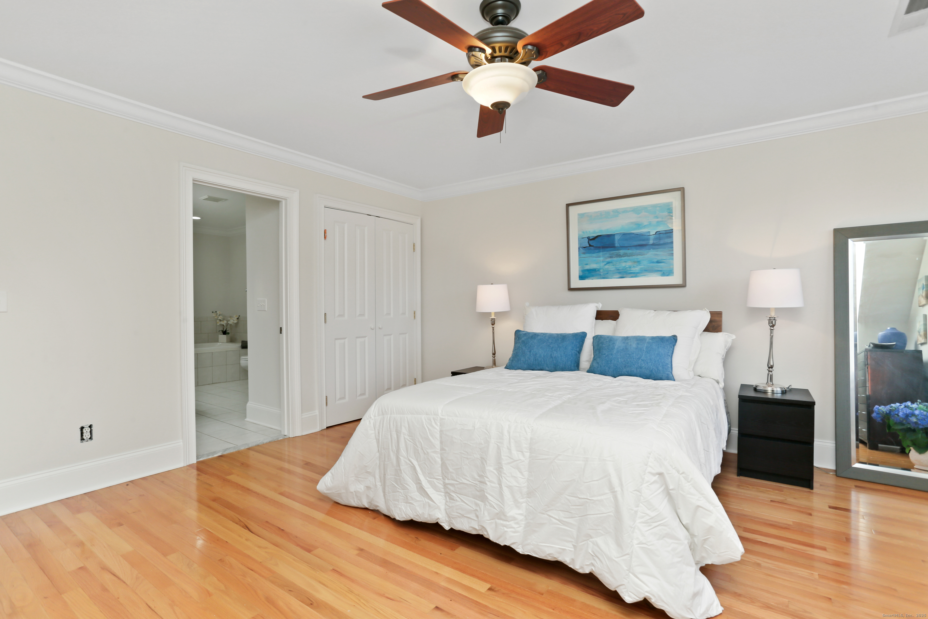 Fairfield, Connecticut, 06824, United States, 3 Bedrooms Bedrooms, ,3 BathroomsBathrooms,Residential,For Sale,2003354