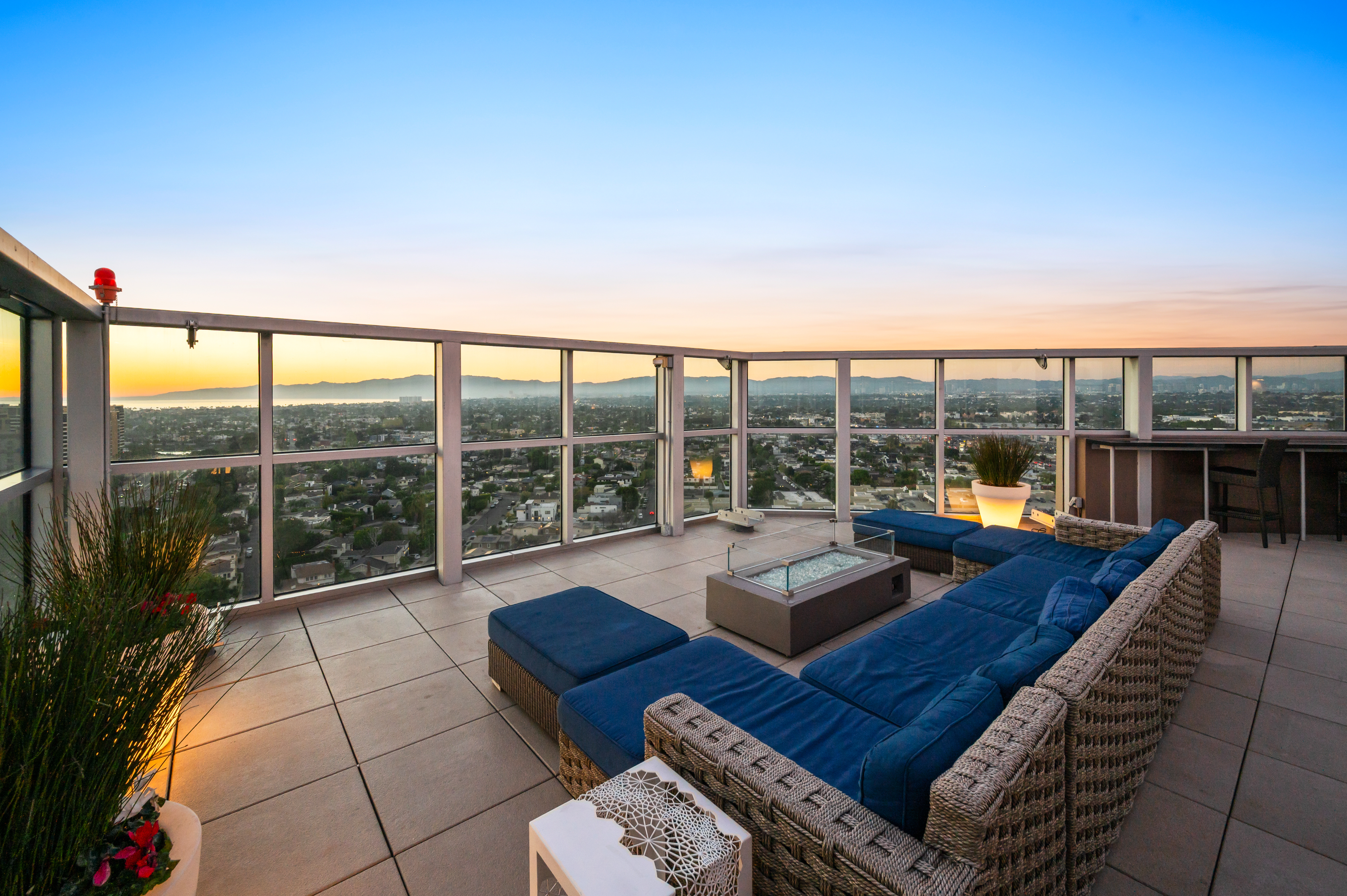  13700 Marina Pointe Drive #611, Marina del Rey, CA 90292 - 物件實景
