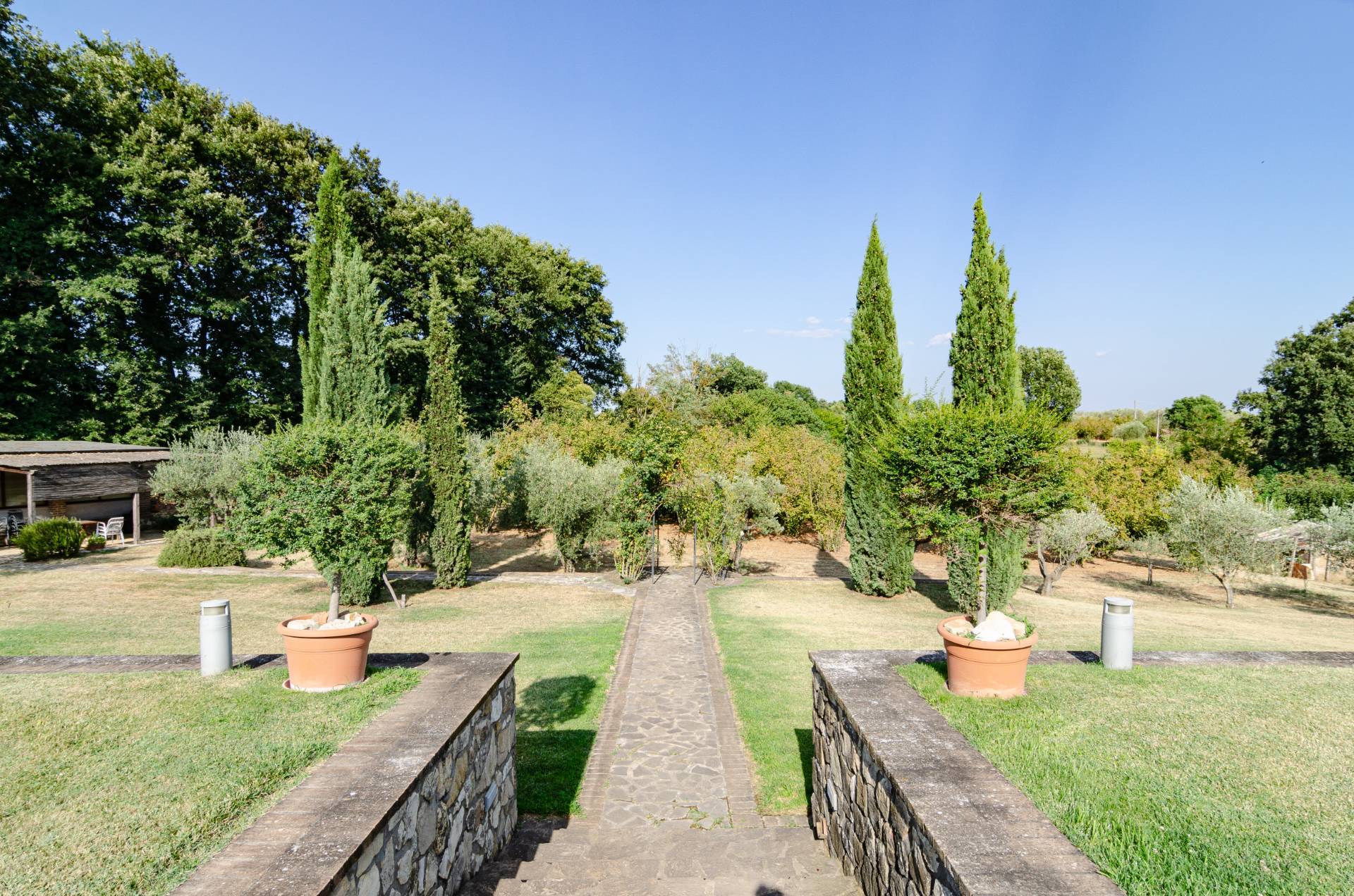 Strada Vicinale Valle Rote, Bassano in Teverina, Viterbo, 01030, IT, 6 Bedrooms Bedrooms, ,4 BathroomsBathrooms,Residential,For Sale,Strada Vicinale Valle Rote,1442905