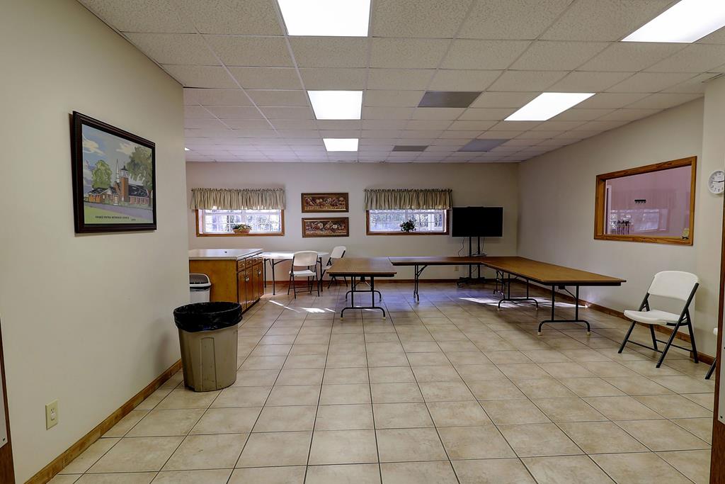 Headland, Alabama, 36345, United States, 5 Bedrooms Bedrooms, ,2 BathroomsBathrooms,Residential,For Sale,1991013