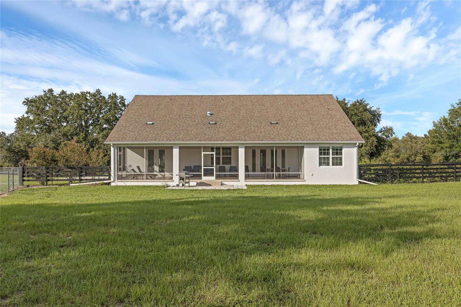 WEIRSDALE, Florida, 32195, United States, 5 Bedrooms Bedrooms, ,3 BathroomsBathrooms,Residential,For Sale,1921300