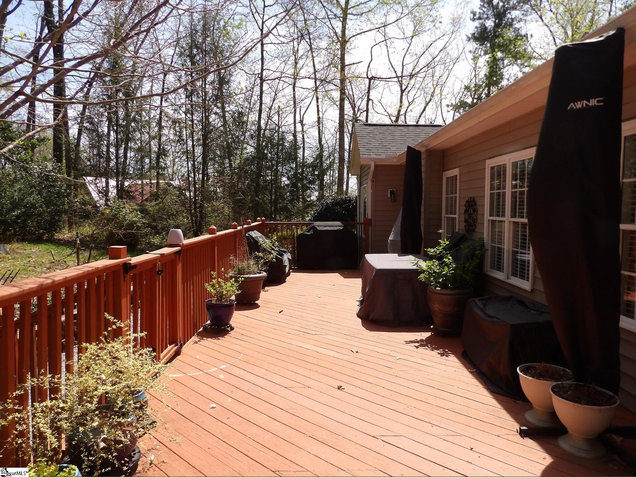 Seneca, South Carolina, 29672, United States, 4 Bedrooms Bedrooms, ,3 BathroomsBathrooms,Residential,For Sale,1927213