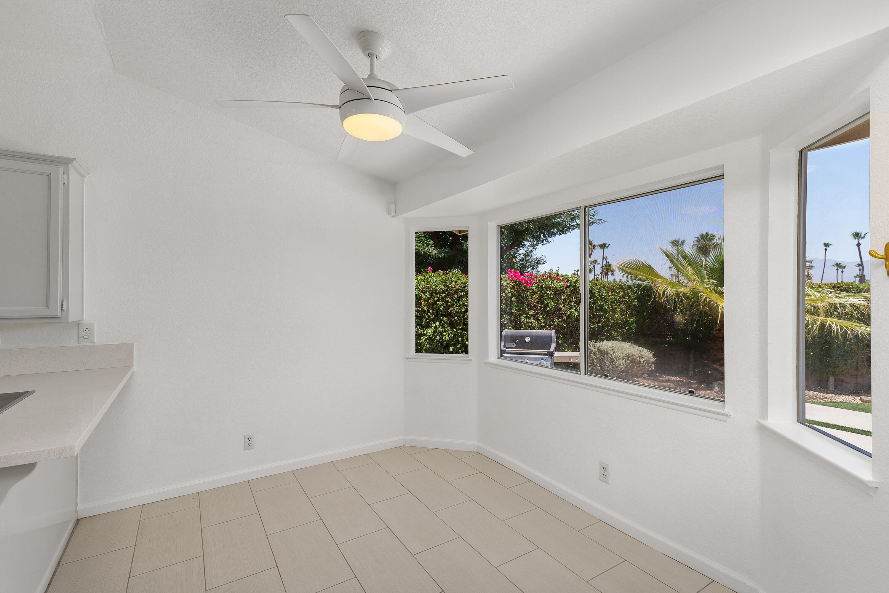 Rancho Mirage, California, 92270, United States, 4 Bedrooms Bedrooms, ,3 BathroomsBathrooms,Residential,For Sale,1927211