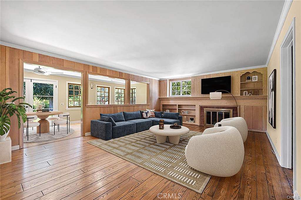 Sherman Oaks, California, 91403, United States, 4 Bedrooms Bedrooms, ,3 BathroomsBathrooms,Residential,For Sale,1848816