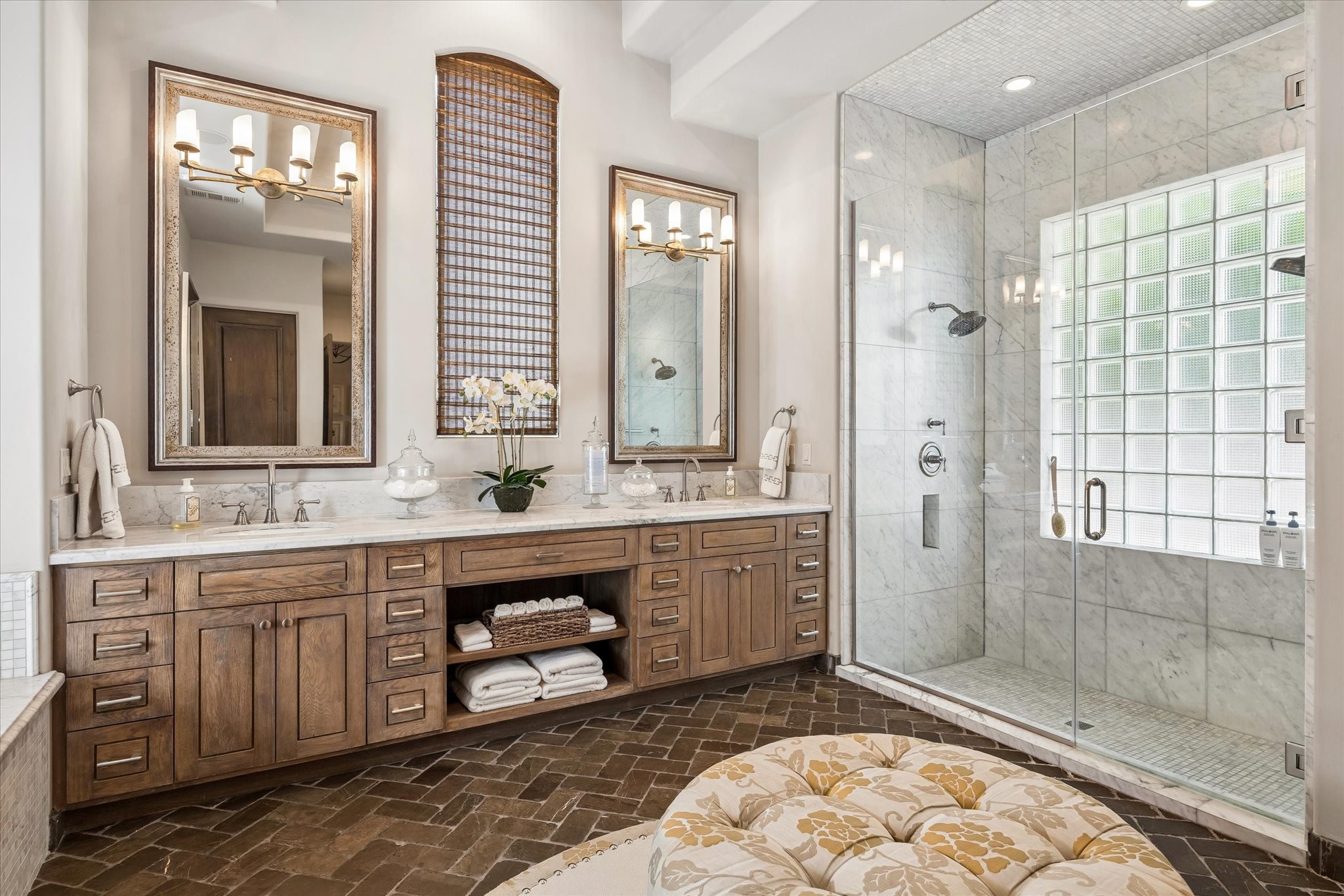  7615 Bryonwood Drive - 物件實景