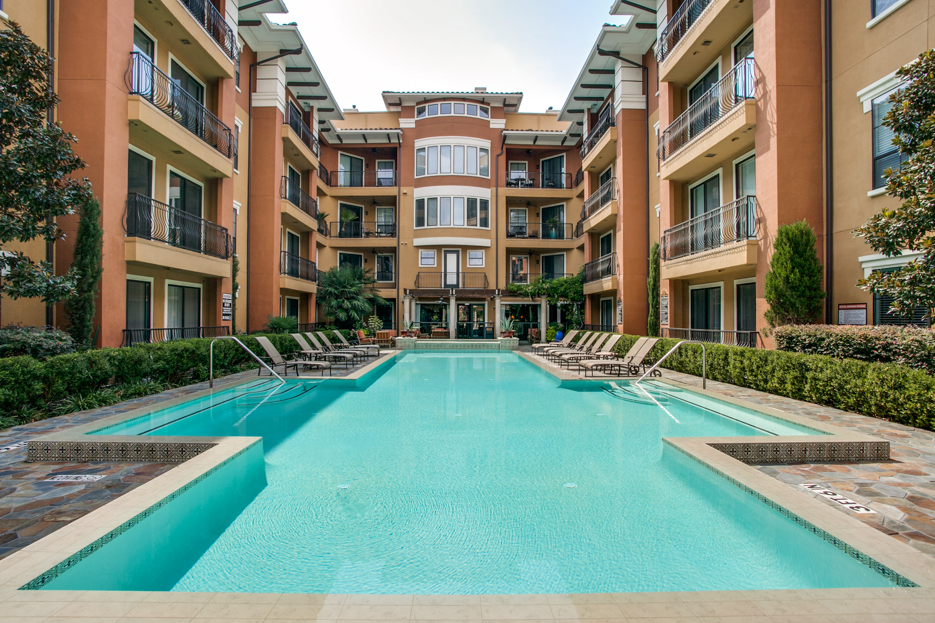  Charming Sorrento Condominium Overlooking the Resort-Style Pool - 物件實景