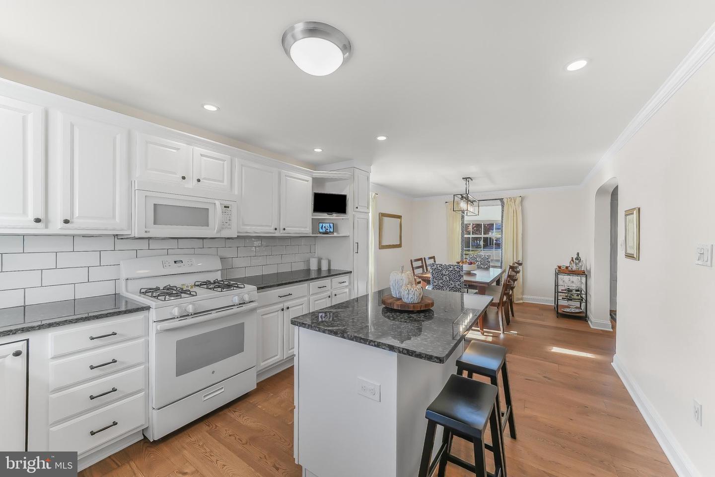 Springfield, Pennsylvania, 19064, United States, 4 Bedrooms Bedrooms, ,2 BathroomsBathrooms,Residential,For Sale,1972496