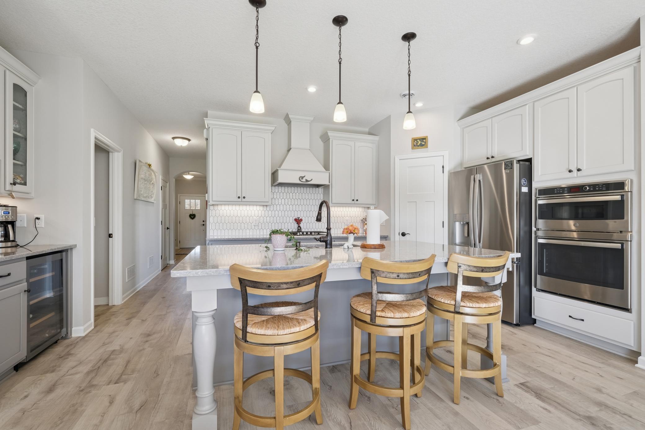 Excelsior, Minnesota, 55331, United States, 2 Bedrooms Bedrooms, ,1 BathroomBathrooms,Residential,For Sale,1988281