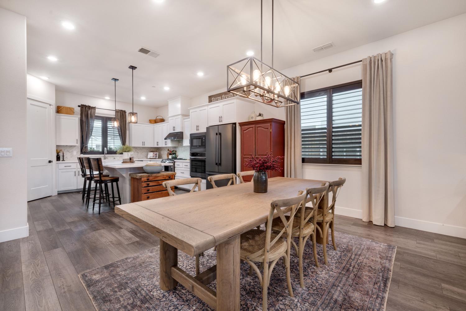 Roseville, California, 95747, United States, 3 Bedrooms Bedrooms, ,2 BathroomsBathrooms,Residential,For Sale,2002190