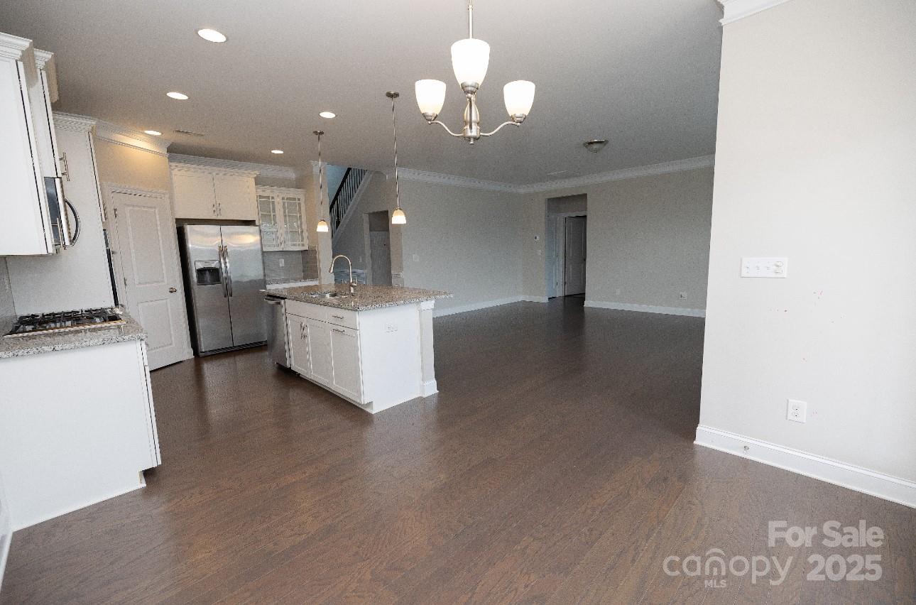 Mooresville, North Carolina, 28117, United States, 4 Bedrooms Bedrooms, ,3 BathroomsBathrooms,Residential,For Sale,1897276