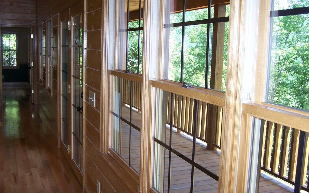 Hiawassee, Georgia, 30546, United States, 3 Bedrooms Bedrooms, ,3 BathroomsBathrooms,Residential,For Sale,1921264