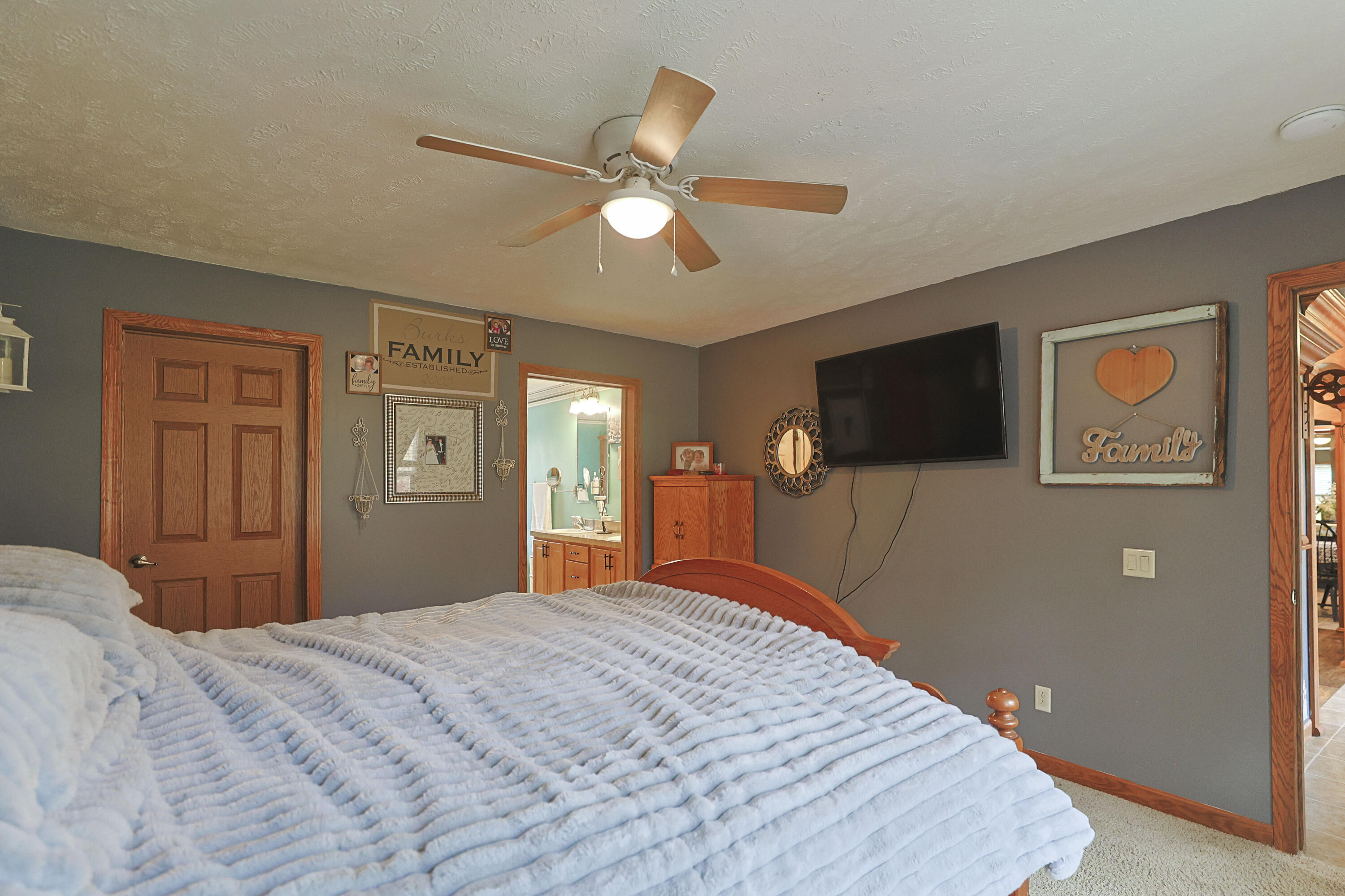 Cassopolis, Michigan, 49031, United States, 3 Bedrooms Bedrooms, ,2 BathroomsBathrooms,Residential,For Sale,1987063