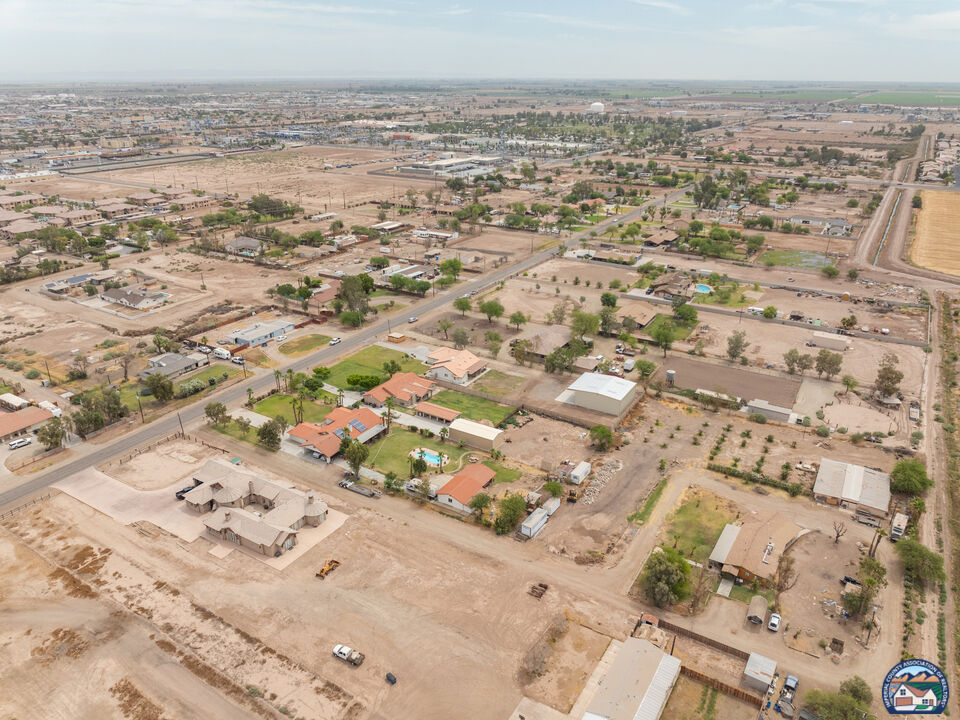 El Centro, California, 92243, United States, 4 Bedrooms Bedrooms, ,3 BathroomsBathrooms,Residential,For Sale,1838686