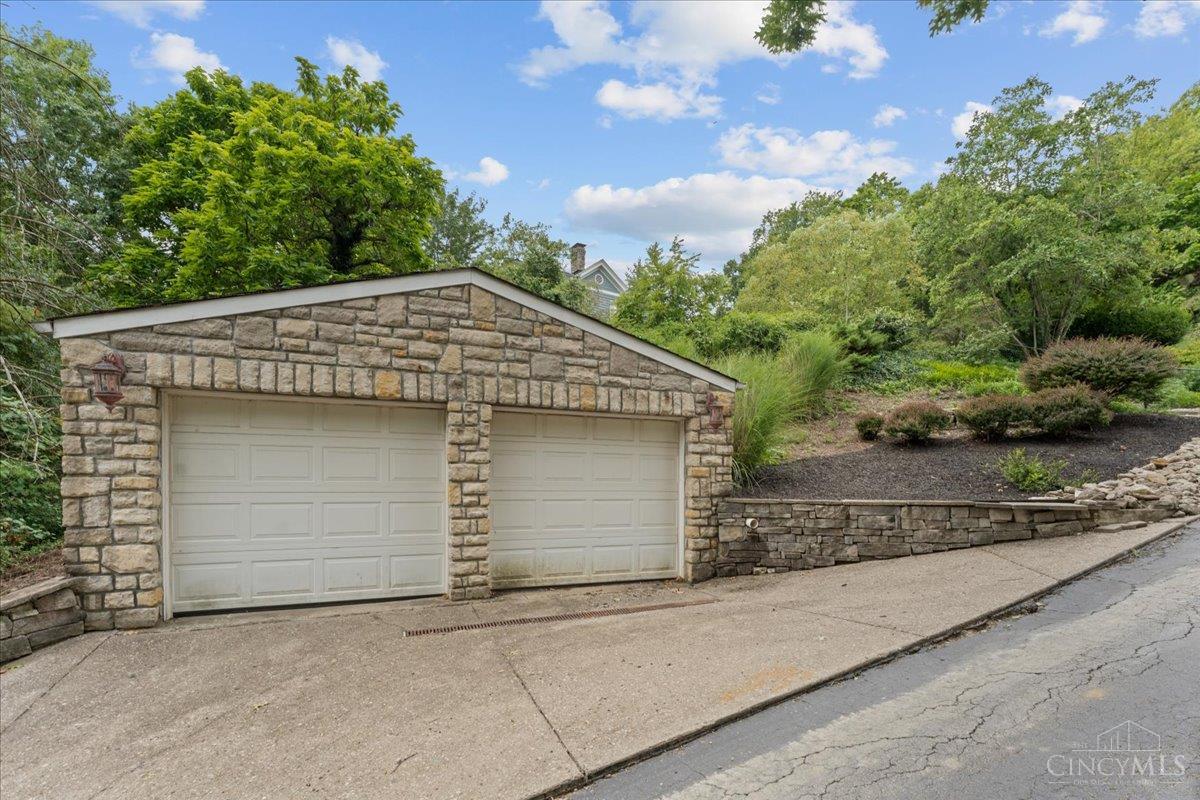 Cincinnati, Ohio, 45226, United States, 3 Bedrooms Bedrooms, ,2 BathroomsBathrooms,Residential,For Sale,1911951