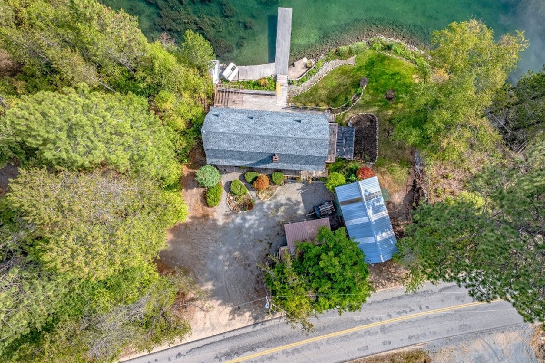  Waterfront Living, Incredible Potential - 物件實景