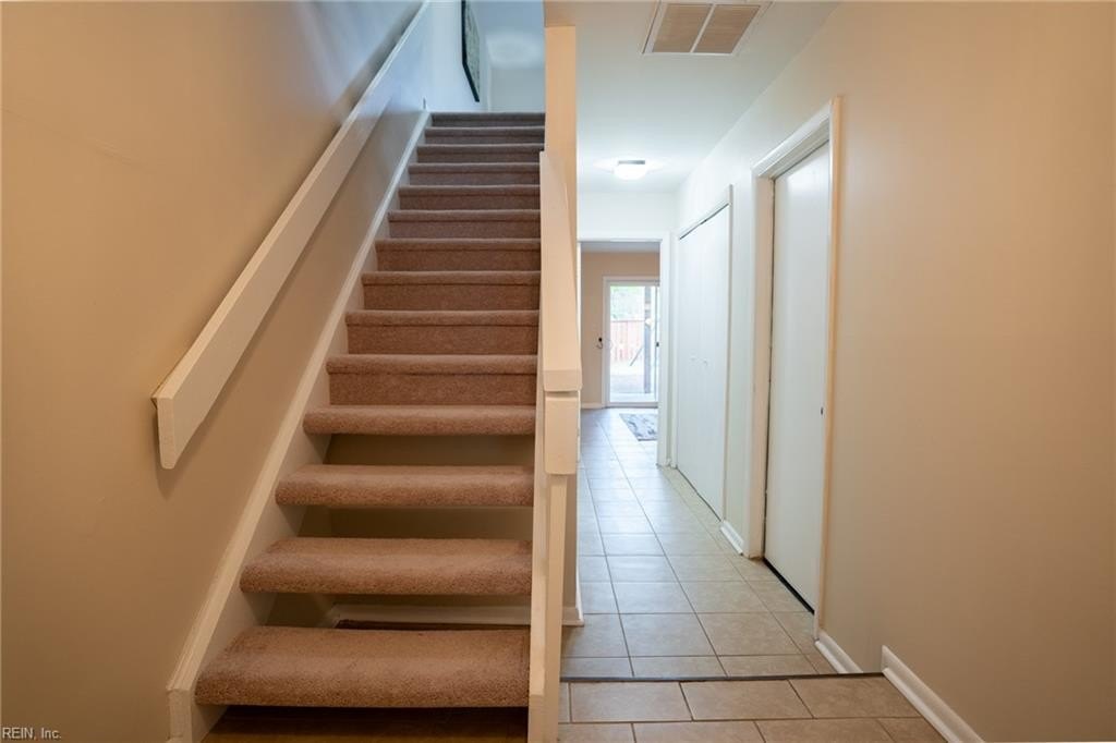 Virginia Beach, Virginia, 23455, United States, 3 Bedrooms Bedrooms, ,4 BathroomsBathrooms,Residential,For Sale,1921851