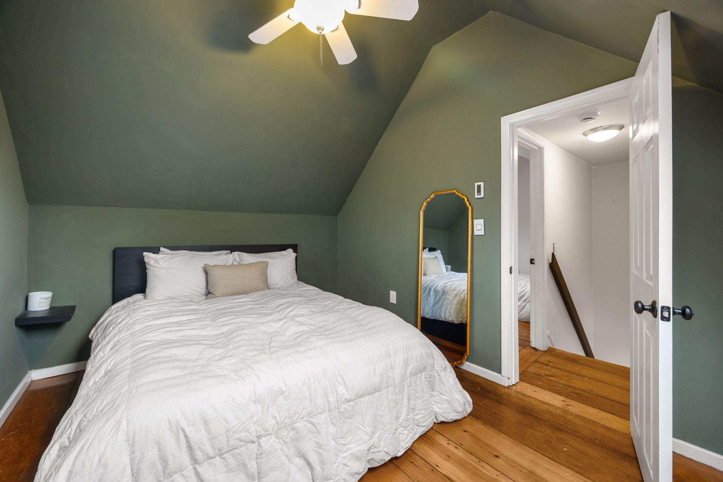  4 Mead Street Ct, Boston, MA, 02129 - 物件實景