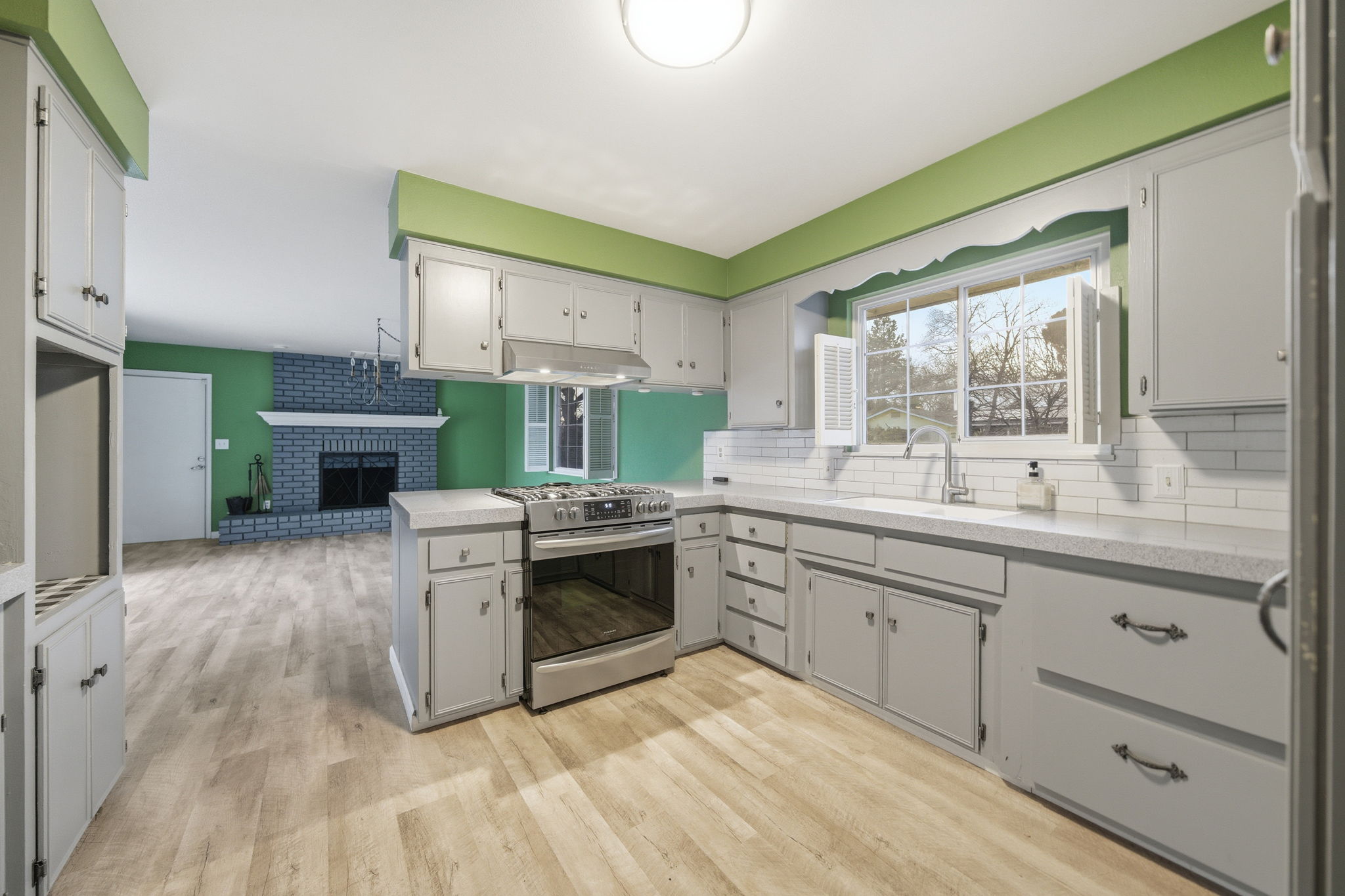 Redding, California, 96002, United States, 3 Bedrooms Bedrooms, ,2 BathroomsBathrooms,Residential,For Sale,2008802