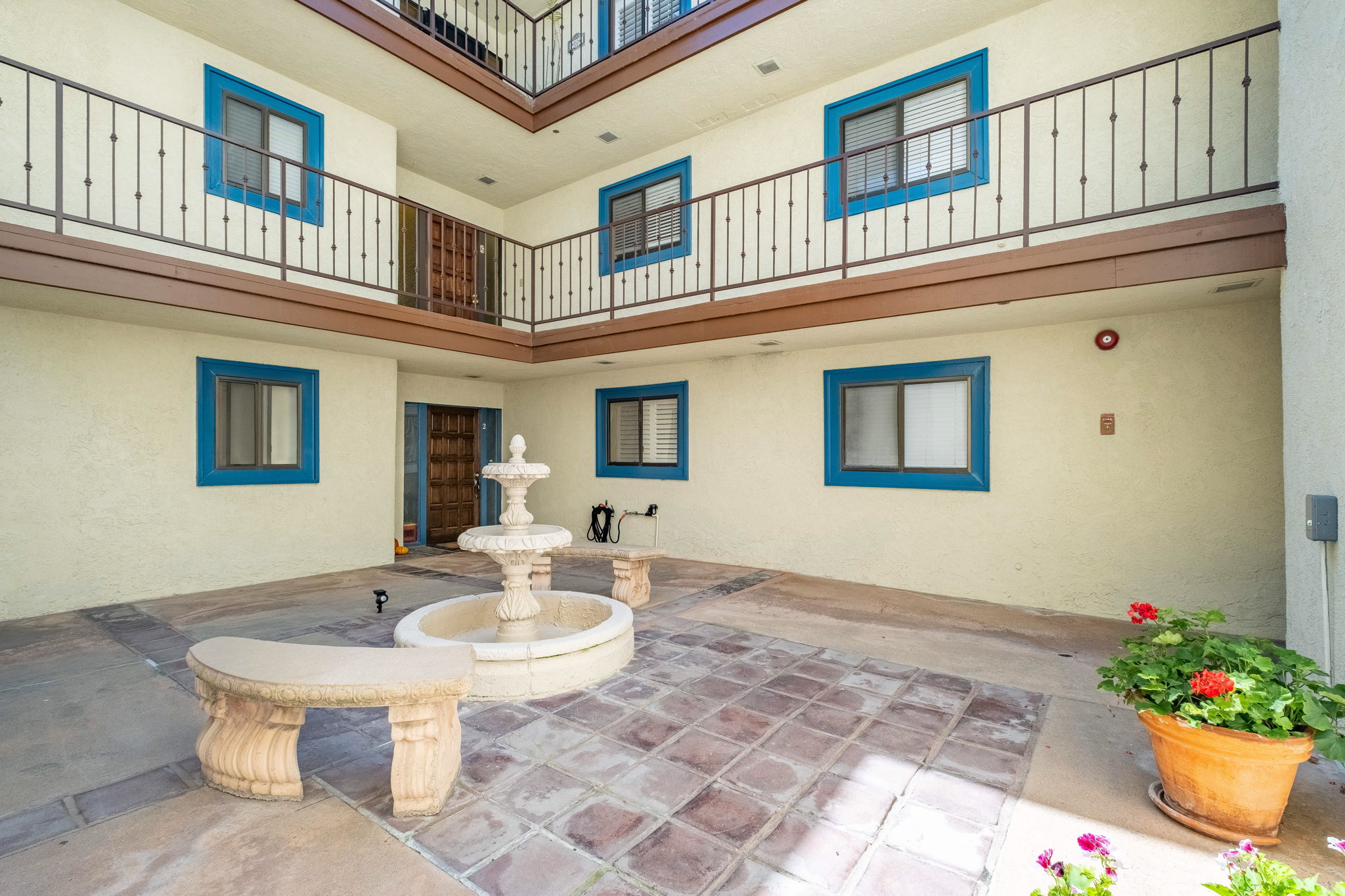  2337 Palos Verdes Drive West, Palos Verdes Estates, CA 90274 - 物件實景