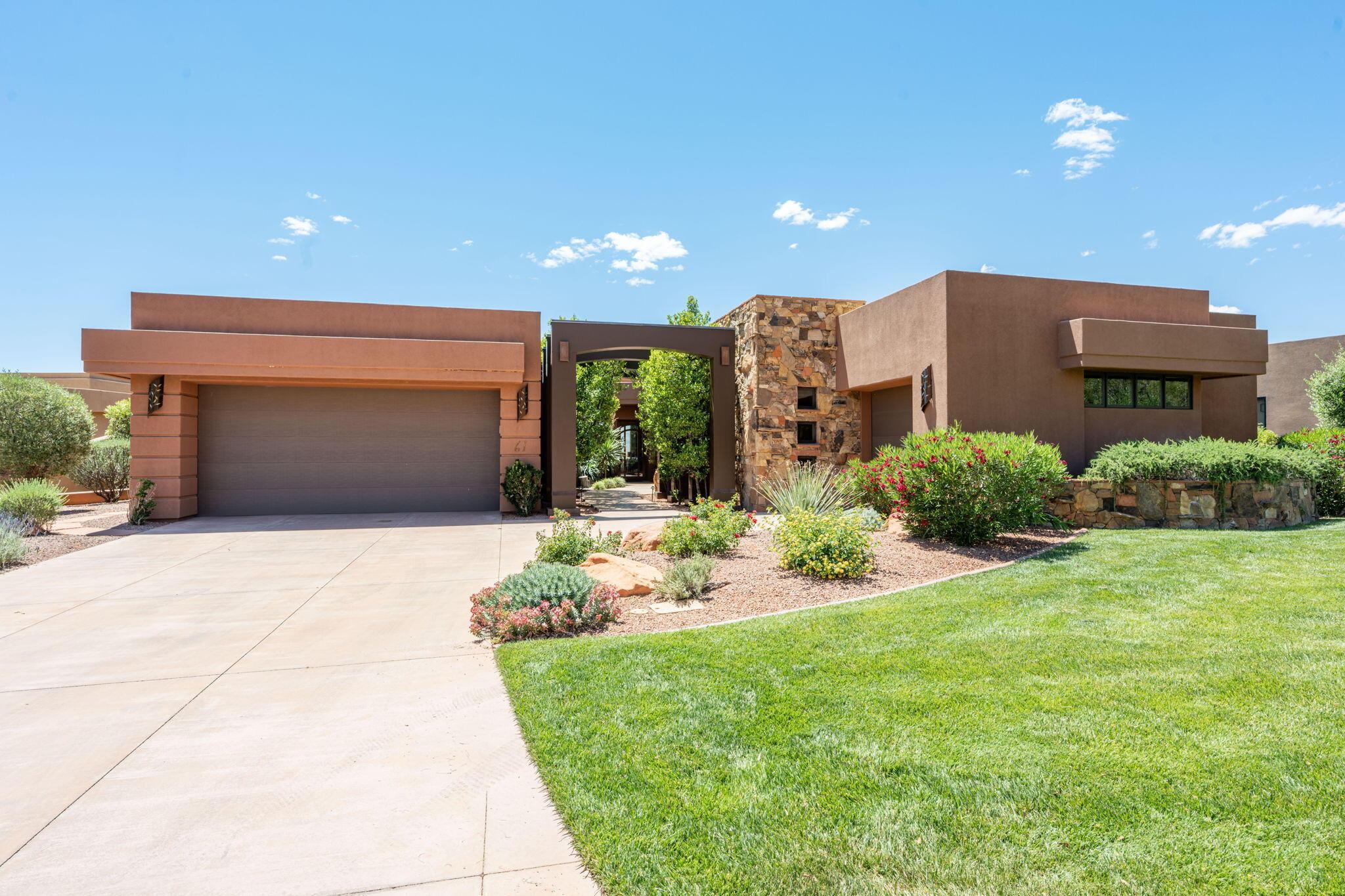 St George, Utah, 84770, United States, 6 Bedrooms Bedrooms, ,7 BathroomsBathrooms,Residential,For Sale,2049159