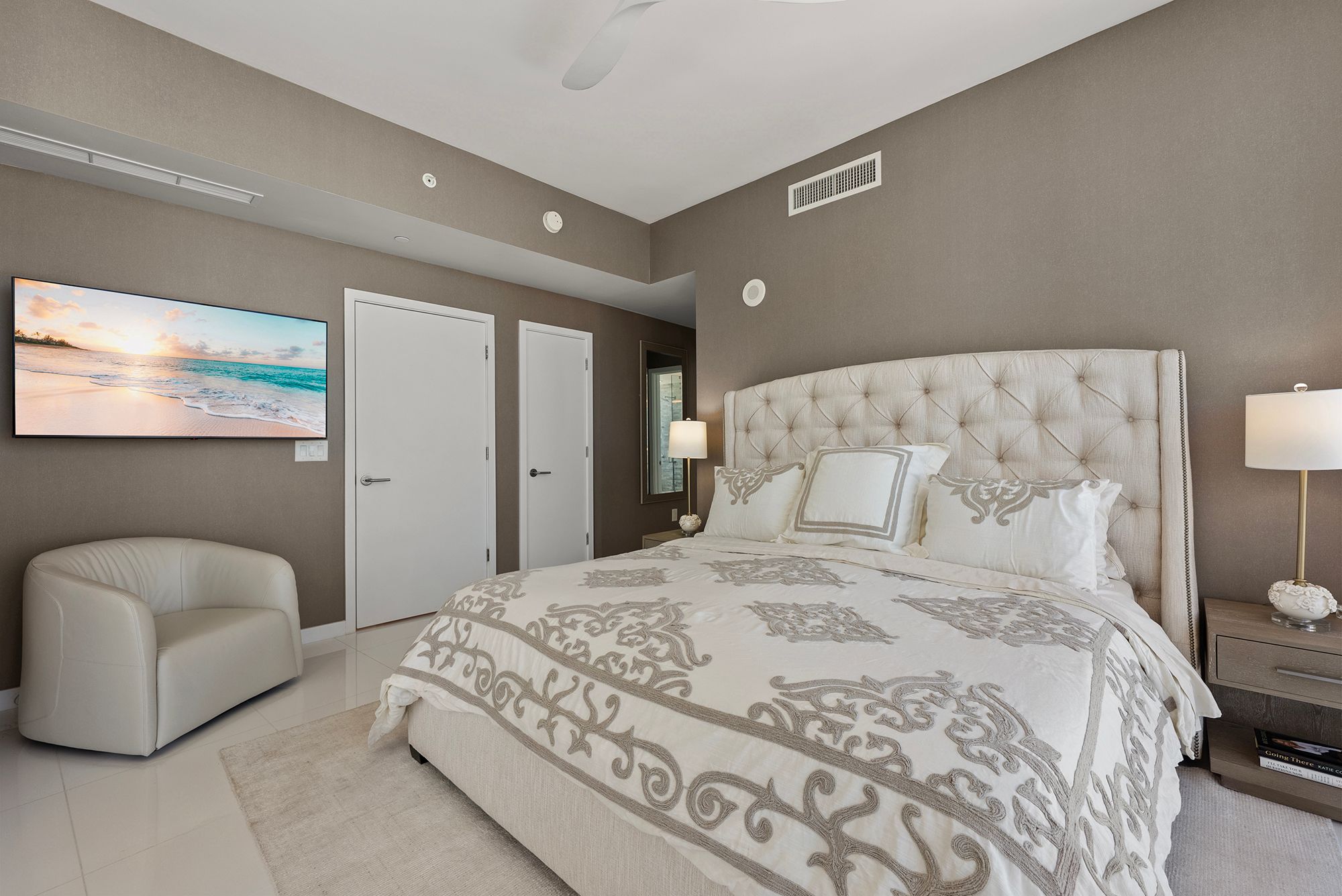  851 NE 1st Ave, Miami, FL, 33132 - 物件實景