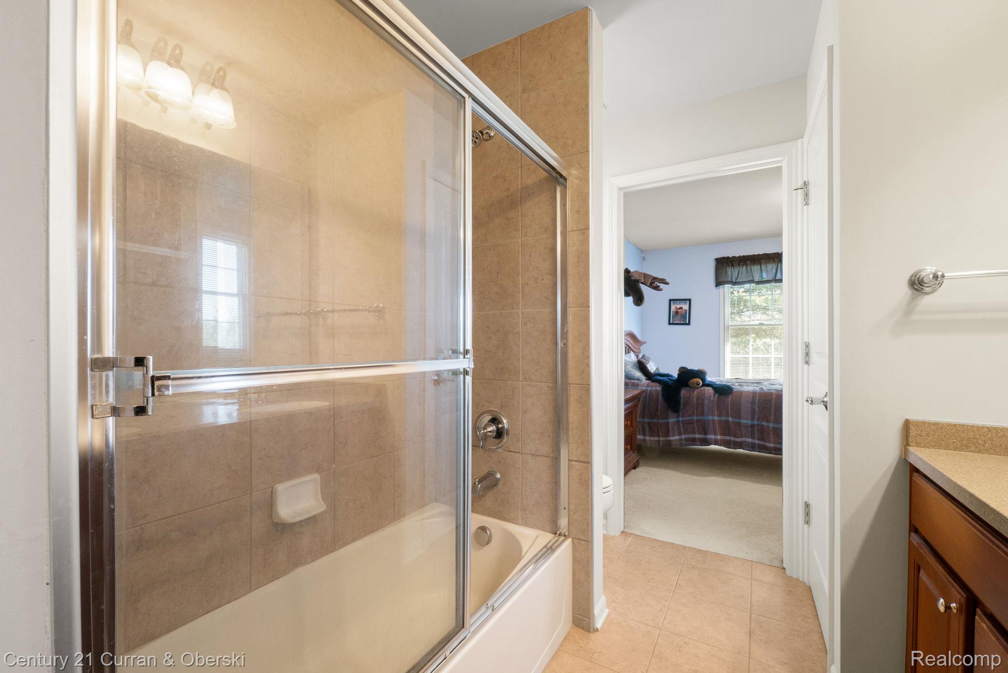 Northville, Michigan, 48168, United States, 5 Bedrooms Bedrooms, ,6 BathroomsBathrooms,Residential,For Sale,2048857