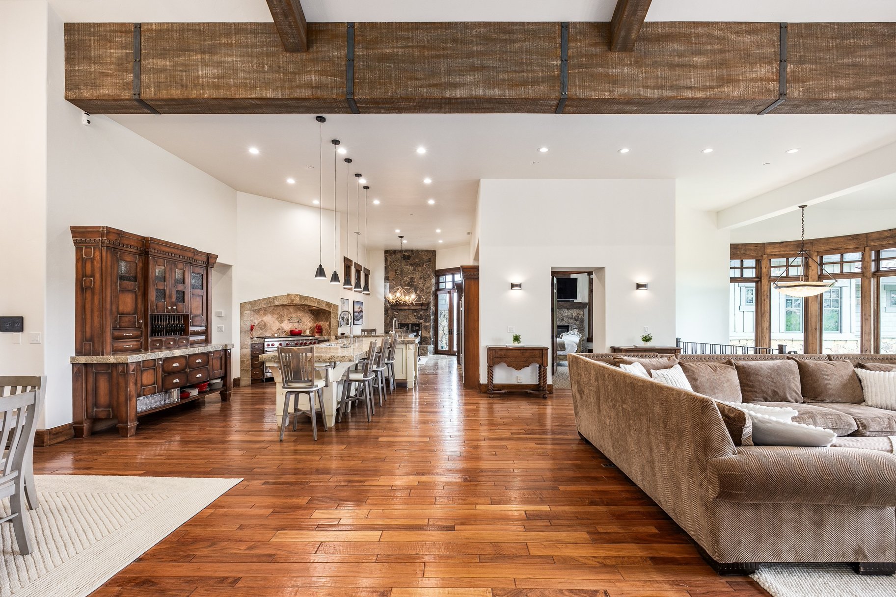  Spacious Glenwild Home with Resort Views, Private Guest Suite and Expansive Yard - 物件實景
