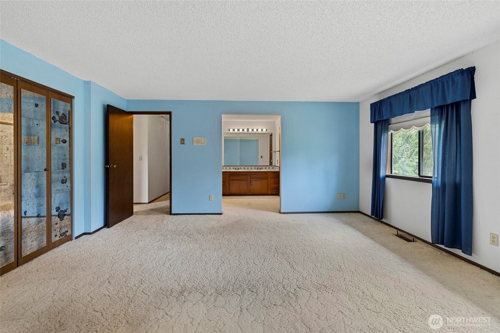 Burlington, Washington, 98233, United States, 4 Bedrooms Bedrooms, ,3 BathroomsBathrooms,Residential,For Sale,2002845