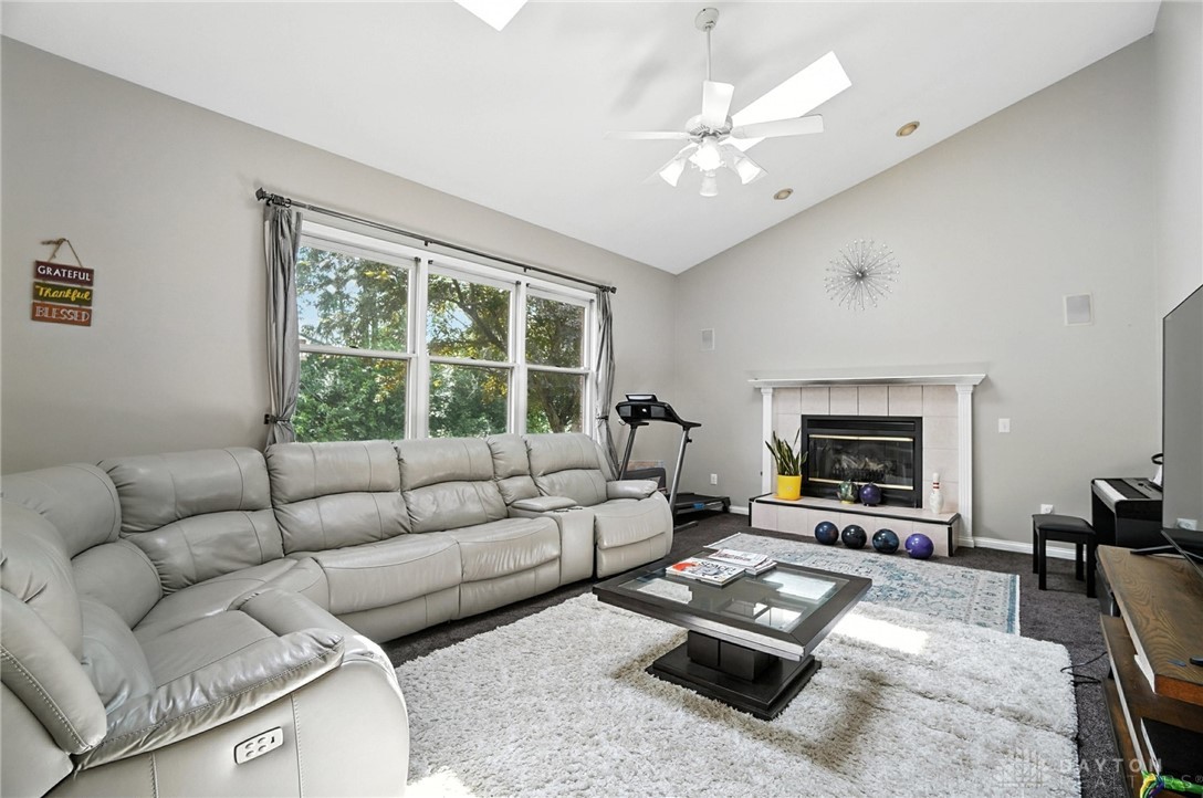 Dayton, Ohio, 45458, United States, 4 Bedrooms Bedrooms, ,4 BathroomsBathrooms,Residential,For Sale,1875068
