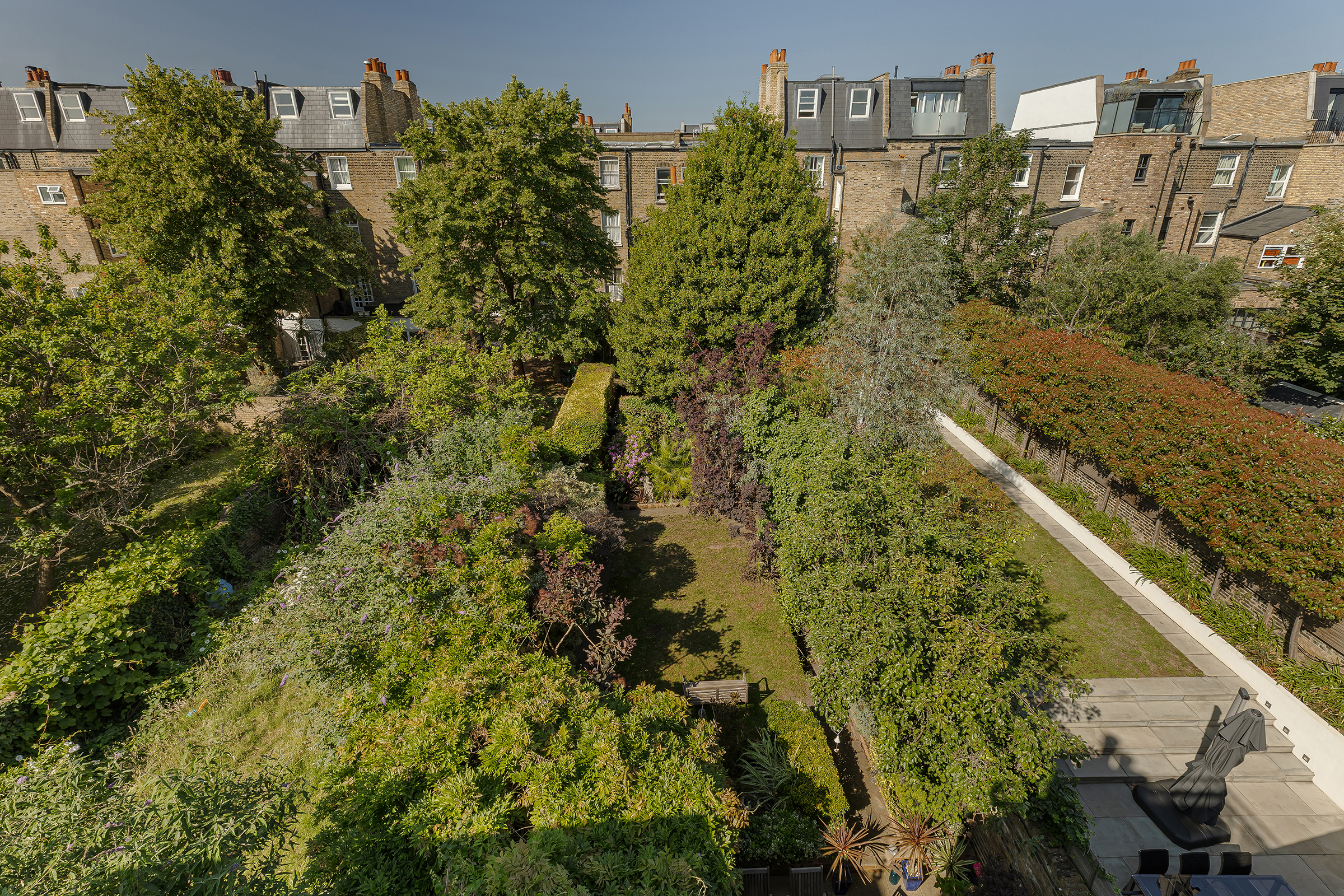  A Handsome Fulham House with a 92ft South-West Facing Garden - 物件實景