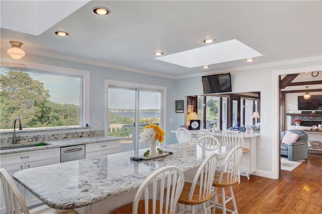 Portsmouth, Rhode Island, 02871, United States, 4 Bedrooms Bedrooms, ,5 BathroomsBathrooms,Residential,For Sale,1909701