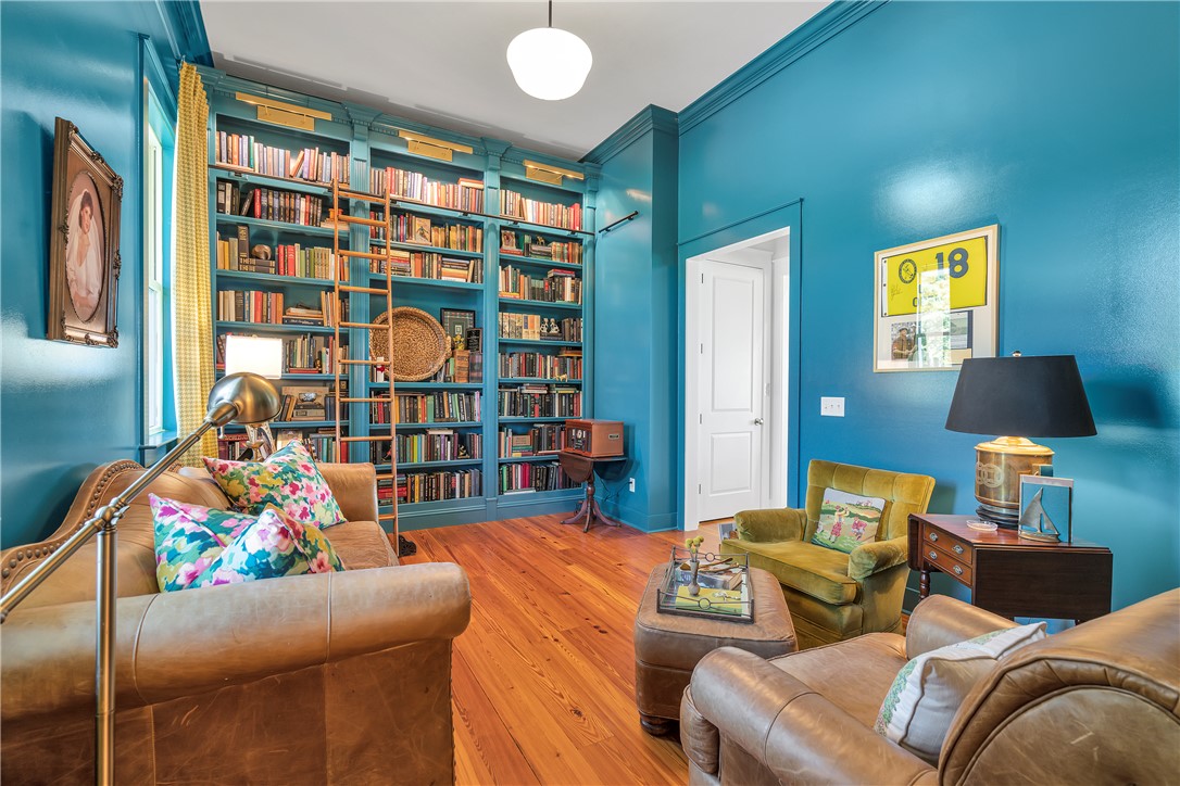 Townville, South Carolina, 29689, United States, 7 Bedrooms Bedrooms, ,7 BathroomsBathrooms,Residential,For Sale,1995643