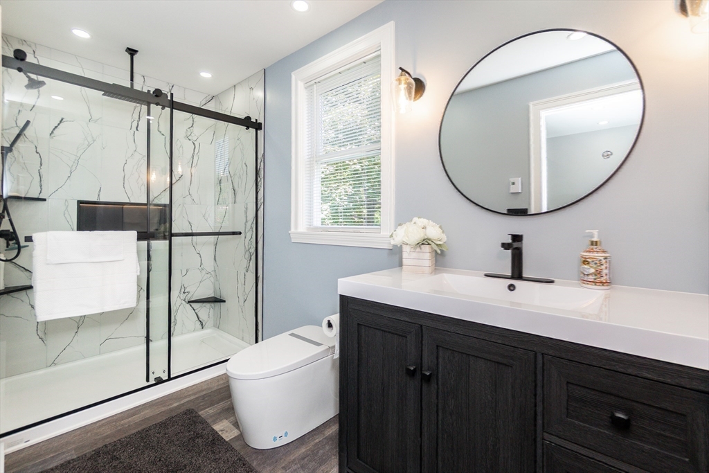 Reading, Massachusetts, 01867, United States, 4 Bedrooms Bedrooms, ,3 BathroomsBathrooms,Residential,For Sale,1904361