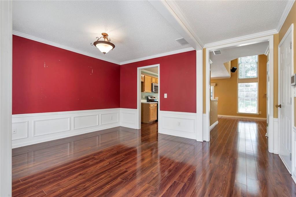 Alpharetta, Georgia, 30004, United States, 3 Bedrooms Bedrooms, ,3 BathroomsBathrooms,Residential,For Sale,1890070