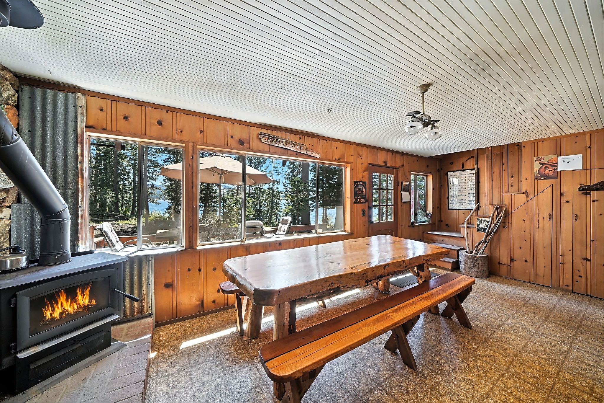 A Rare Opportunity to Own One of Silver Lake’s Best-Located Cabins - 物件實景