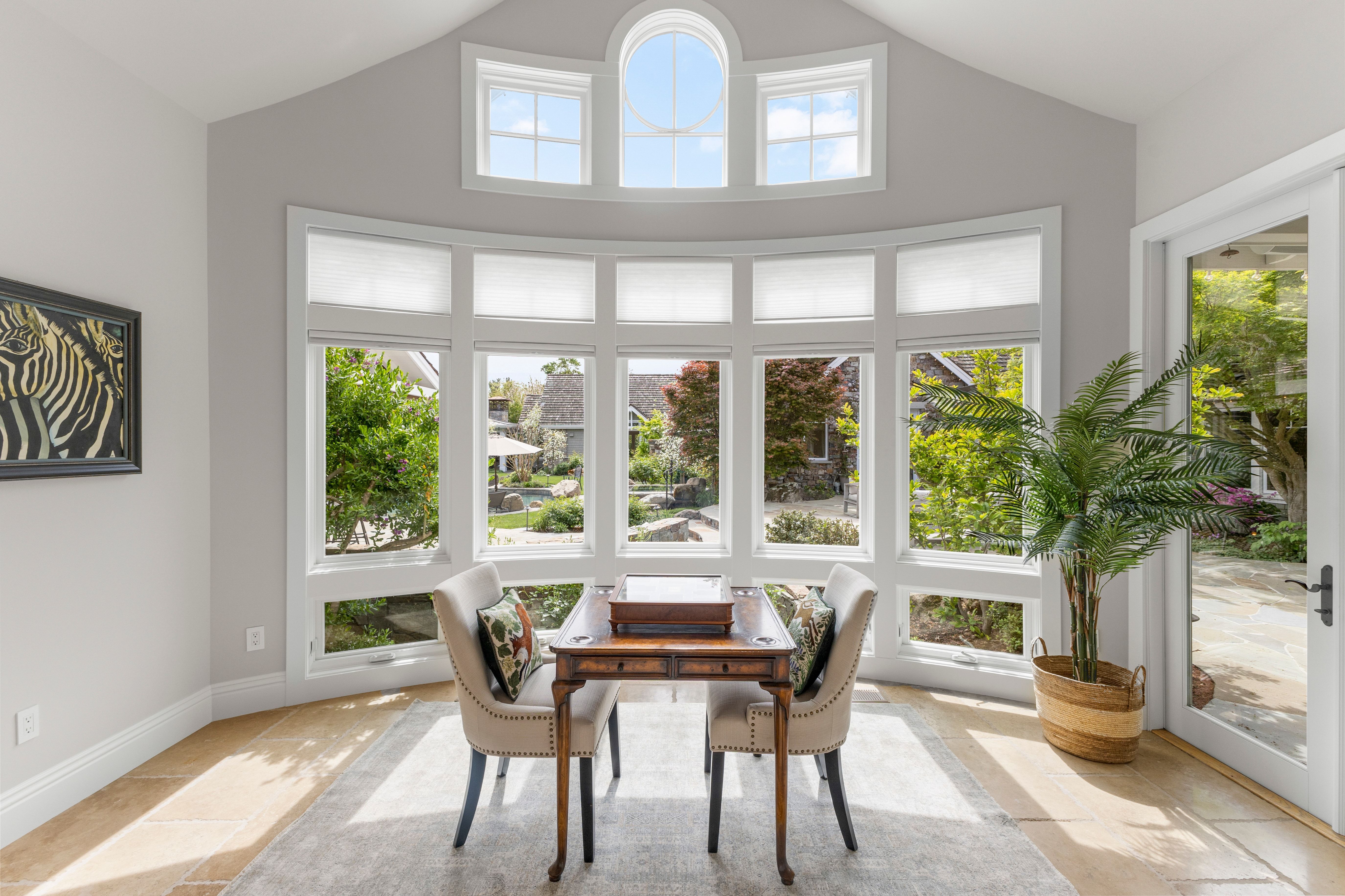  A Private One-Acre Compound Defined by Craftsmanship, Scale and Resort Living - 物件實景