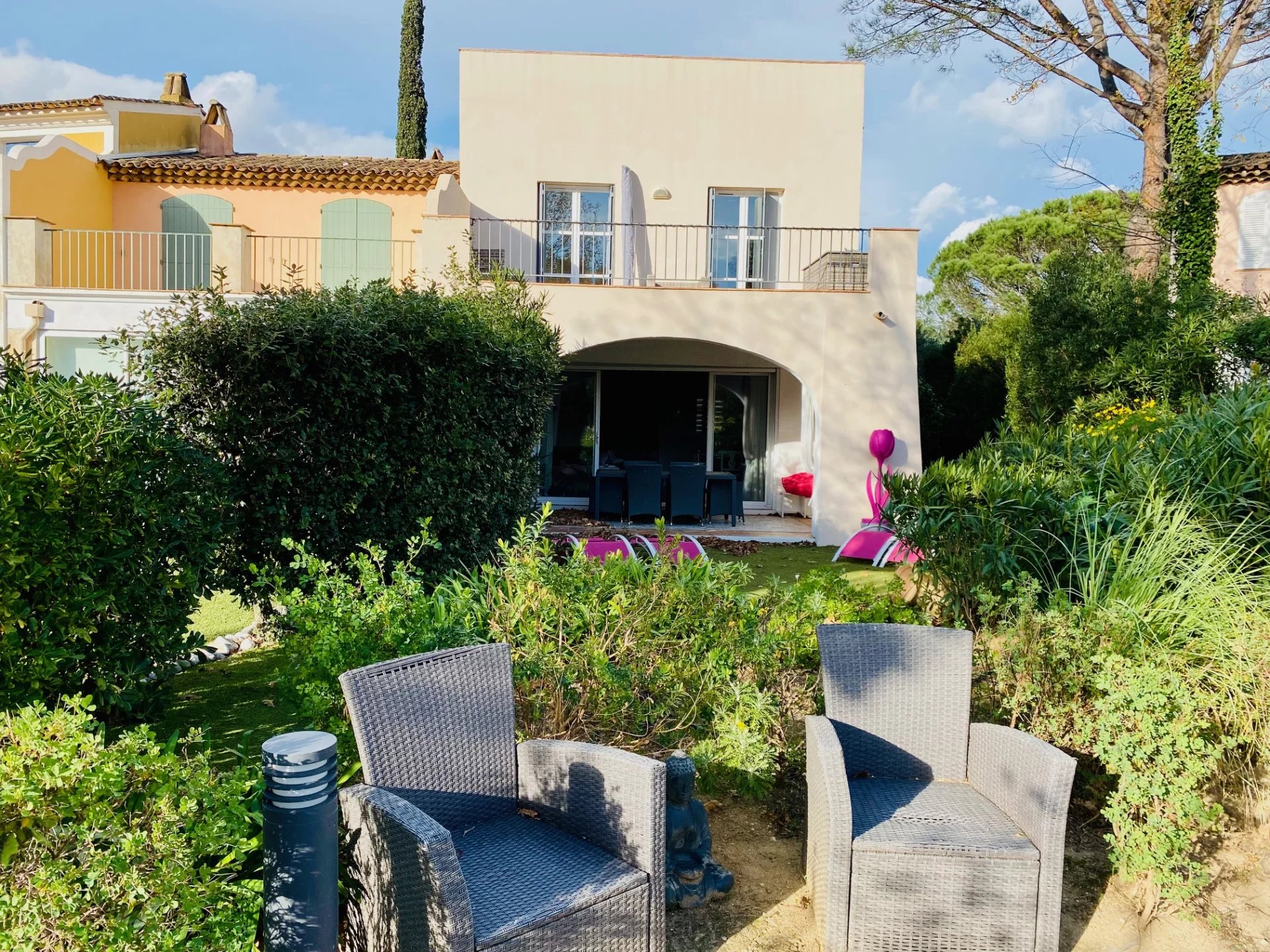 Grimaud, Provence-Alpes-Côte d’Azur, 83310, FR, 3 Bedrooms Bedrooms, ,3 BathroomsBathrooms,Residential,For Sale,1777448