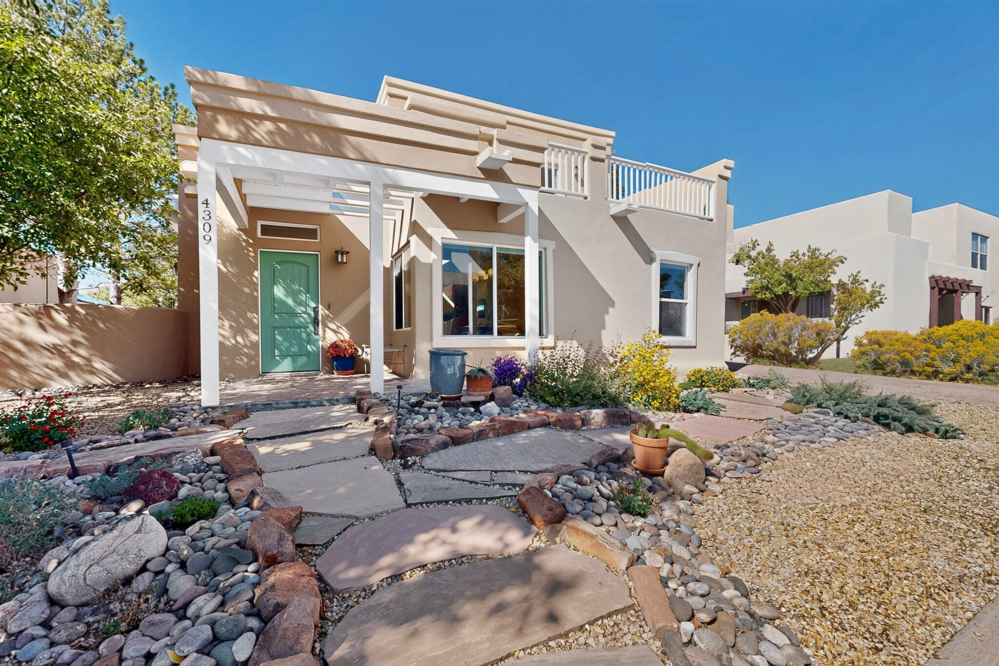 Vuelta Dorado , Santa Fe, NM 87507
