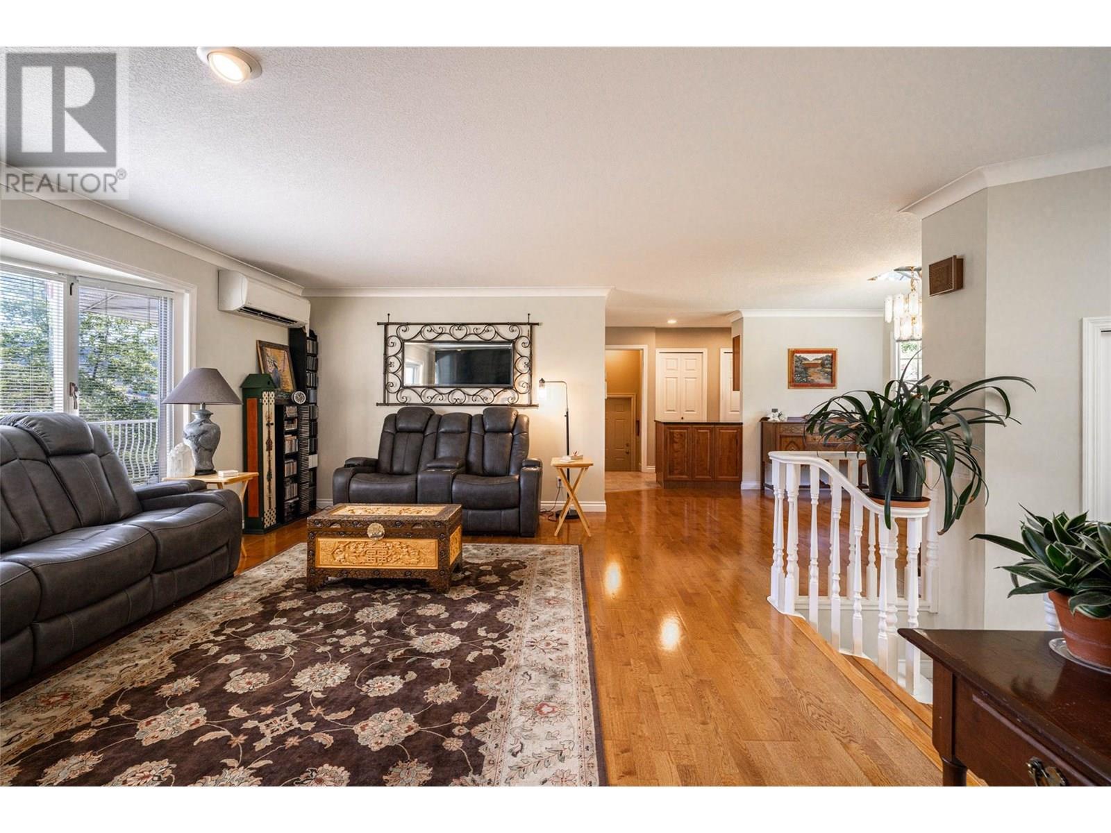 VERNON, British Columbia, V1H 1X1, CA, 4 Bedrooms Bedrooms, ,3 BathroomsBathrooms,Residential,For Sale,1948801