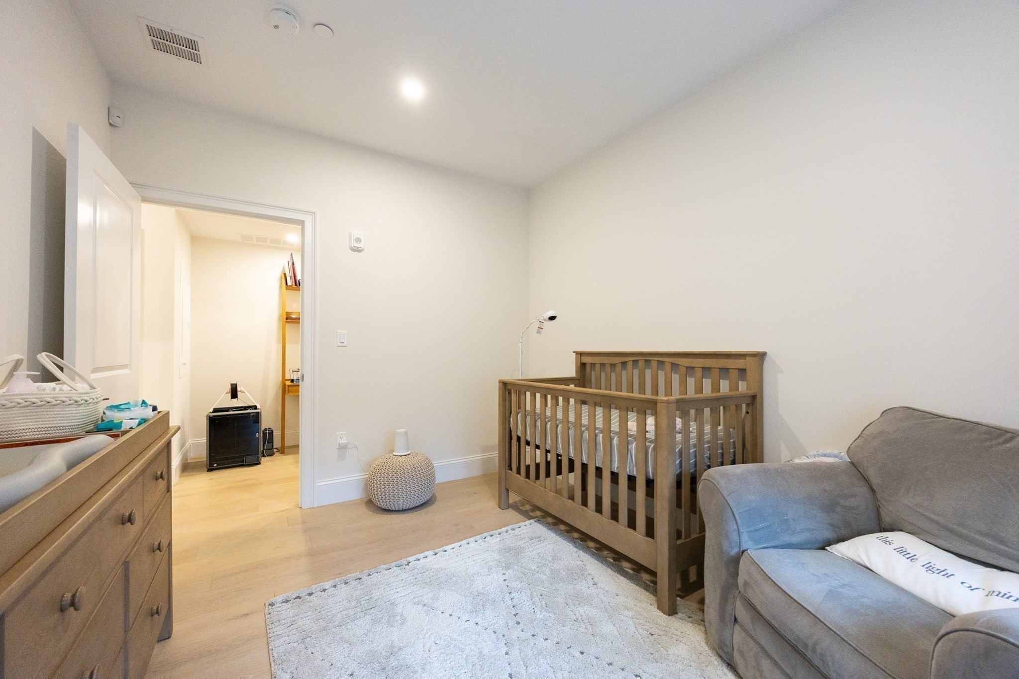 Boston, Massachusetts, 02134, United States, 3 Bedrooms Bedrooms, ,2 BathroomsBathrooms,Residential,For Sale,2034966