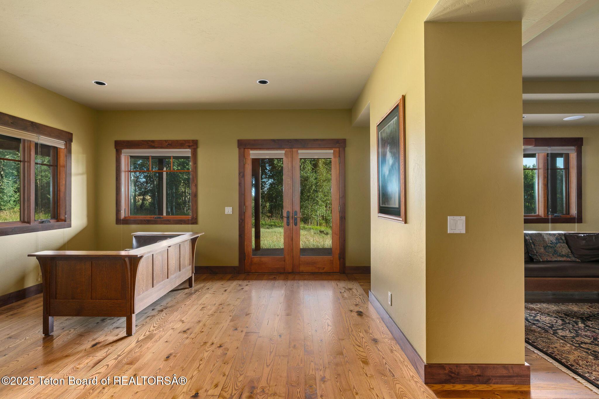 Alta, Wyoming, 83414, United States, 4 Bedrooms Bedrooms, ,4 BathroomsBathrooms,Residential,For Sale,1927435
