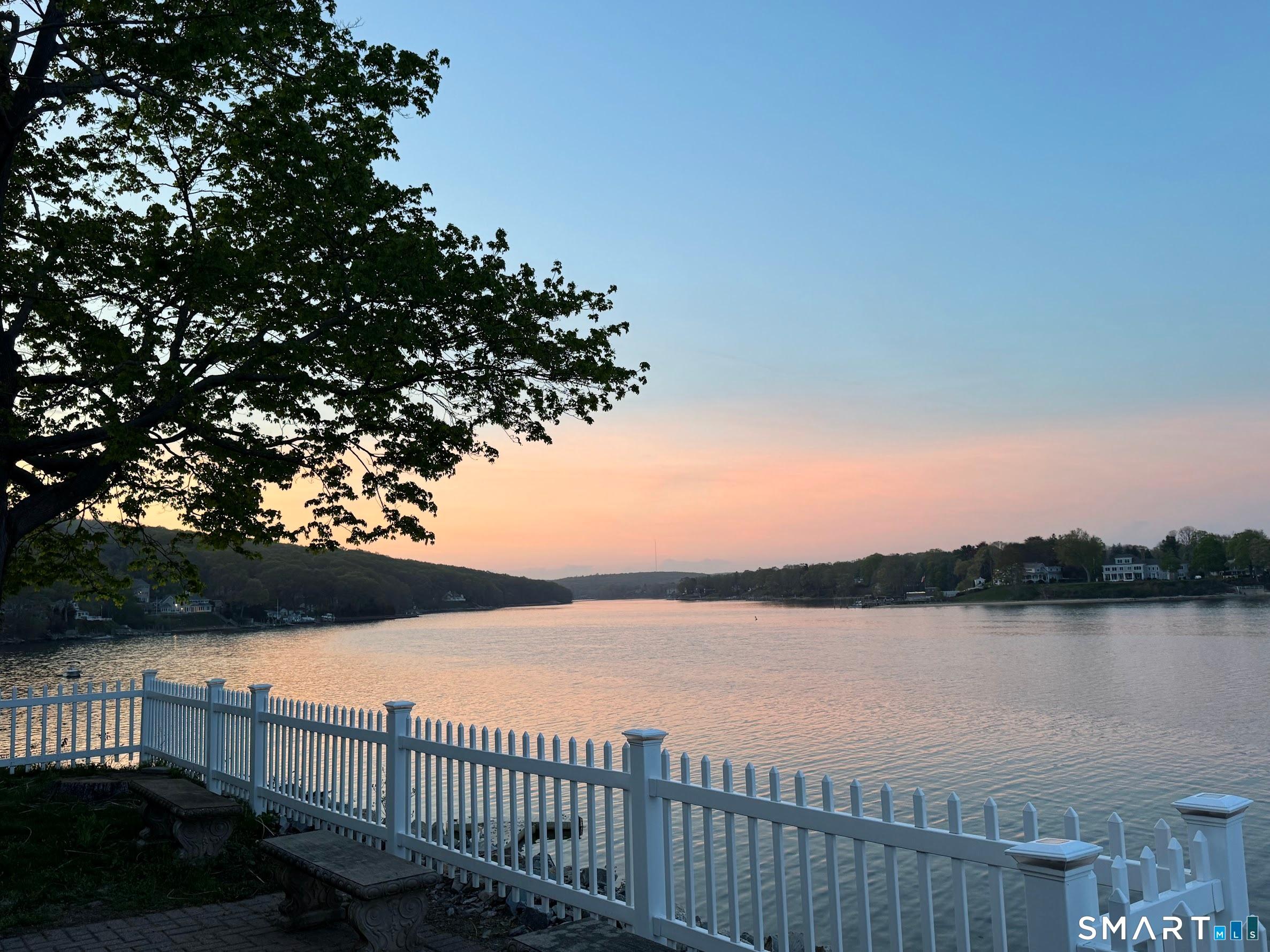 East Lyme, Connecticut, 06357, United States, 3 Bedrooms Bedrooms, ,3 BathroomsBathrooms,Residential,For Sale,2010787