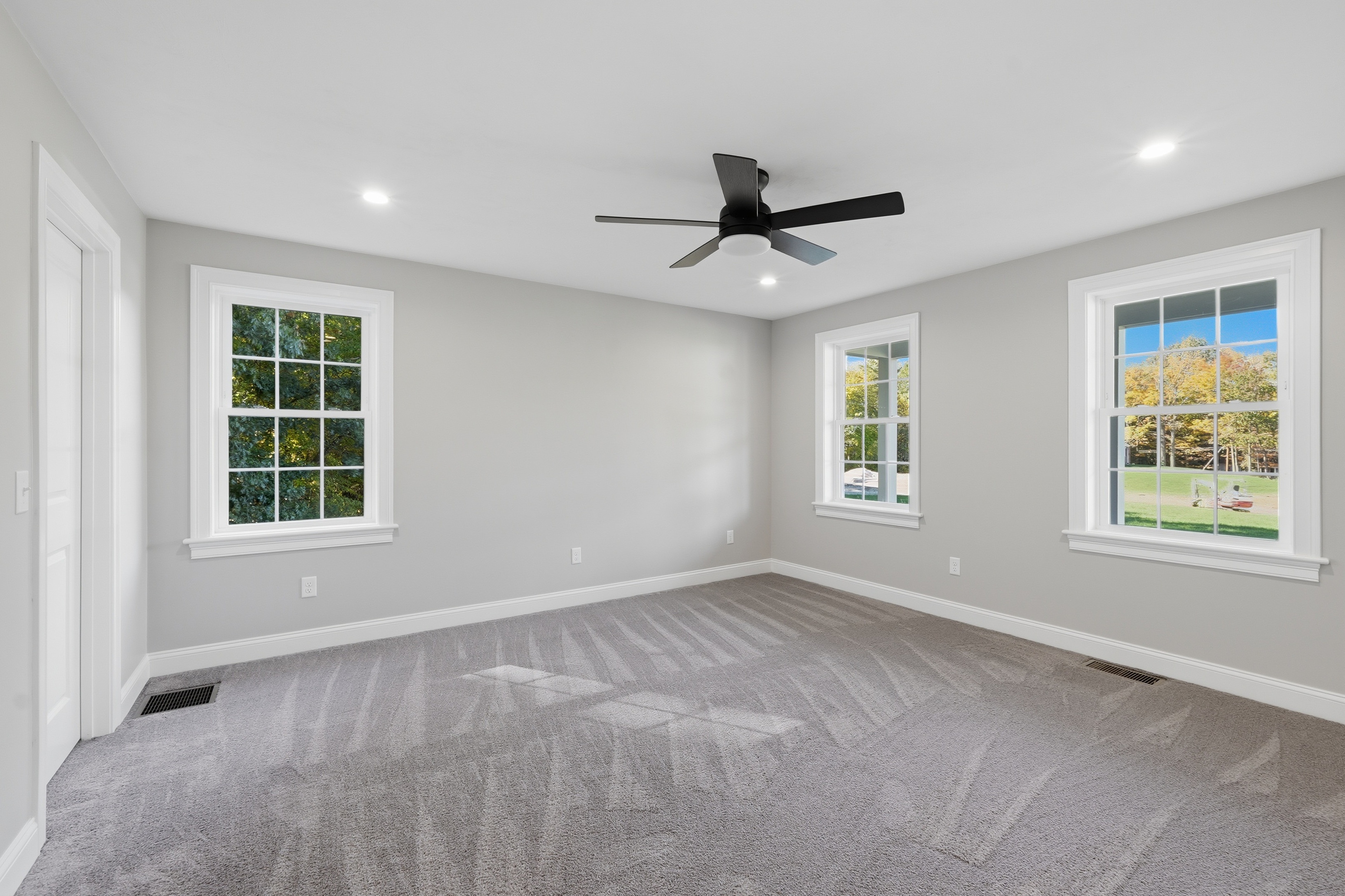  126 Townsend Harbor Road, Lunenburg, MA 01462 - 物件實景