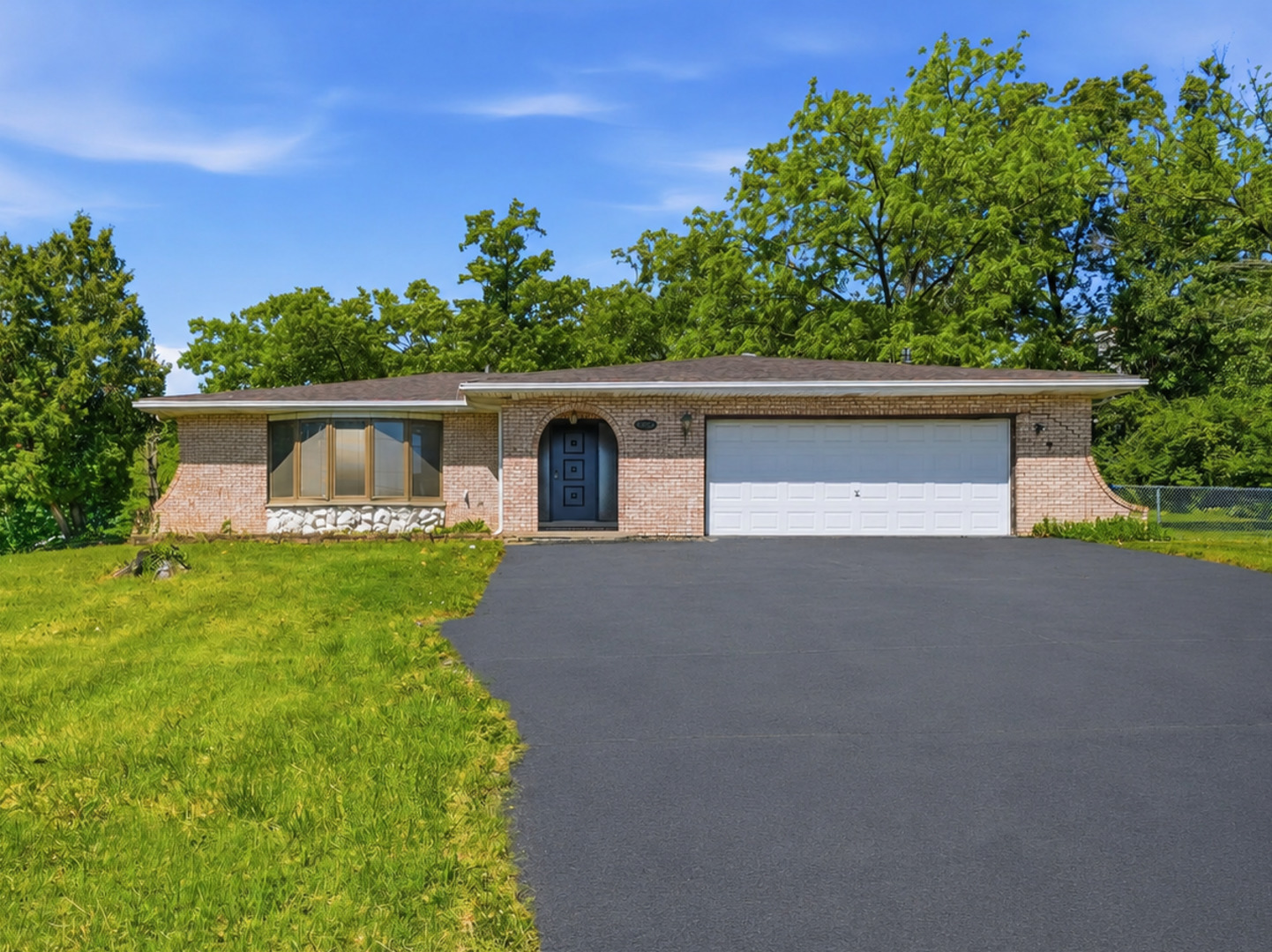 104th St, Palos Hills, IL 60465