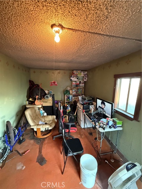 Los Angeles, California, 90023, United States, 2 Bedrooms Bedrooms, ,1 BathroomBathrooms,Residential,For Sale,1931664